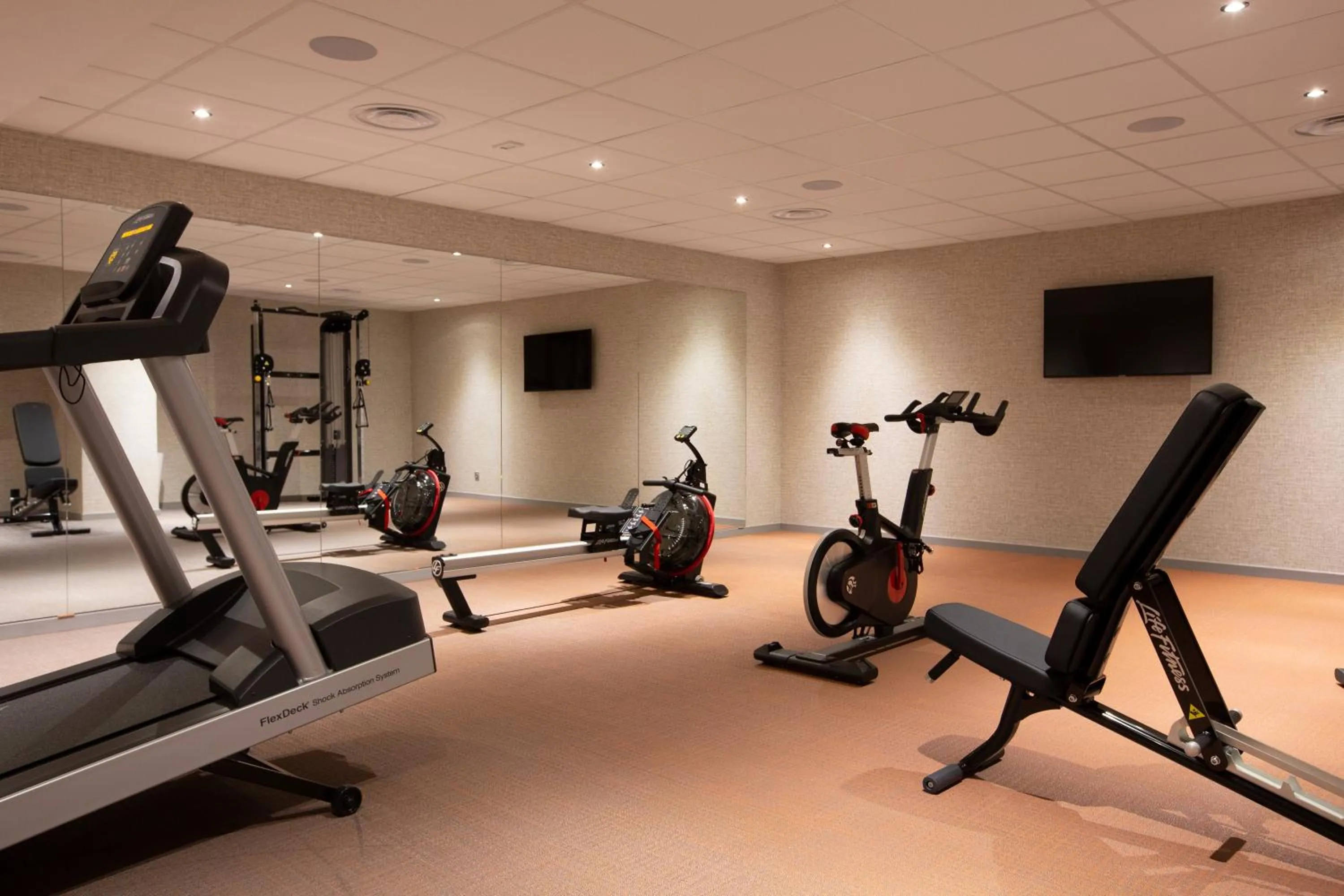 Fitness centre/facilities in Hotel Base Camp Lodge - Bourg Saint Maurice