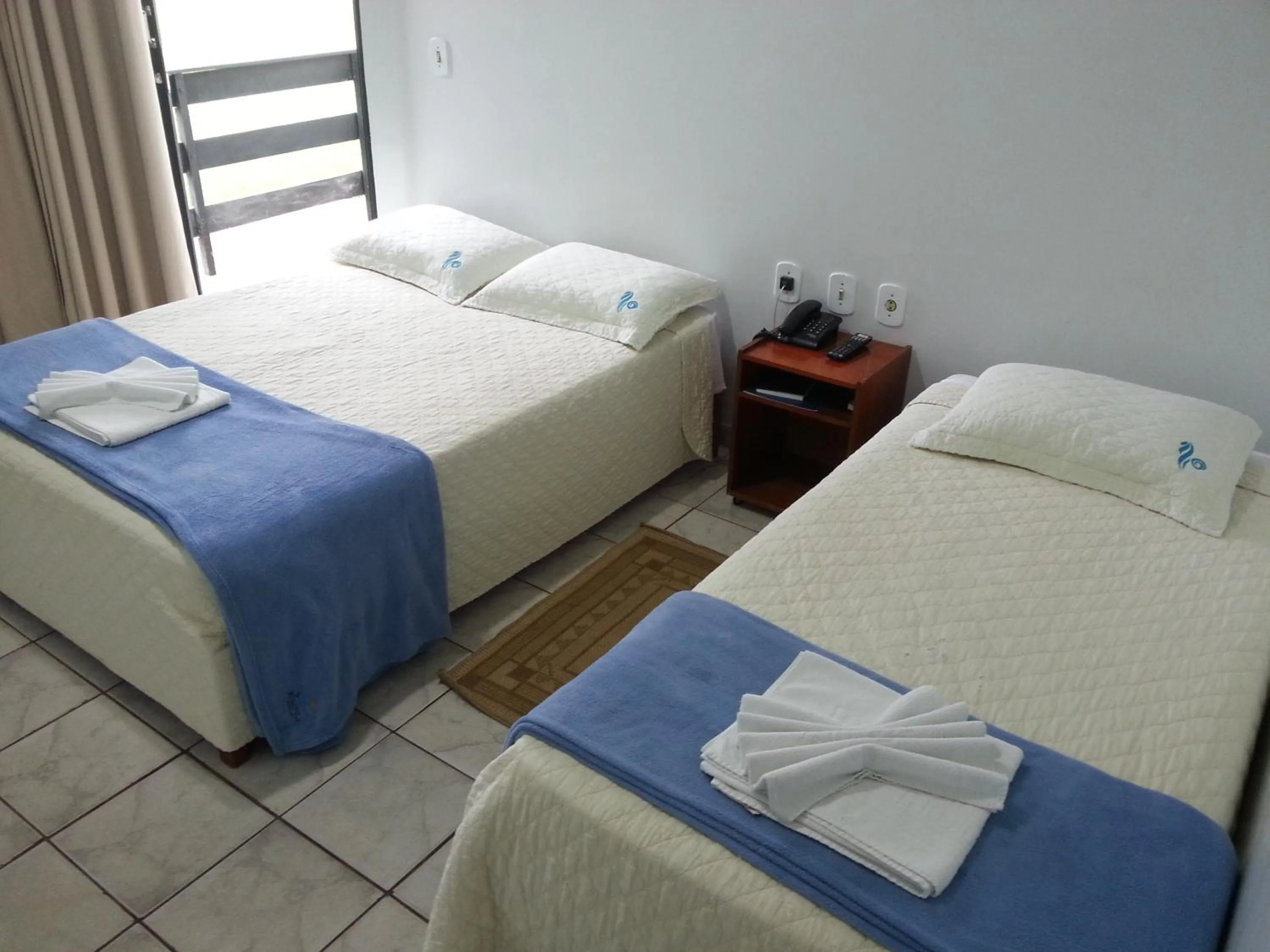 Shower, Bed in Caldas Park & Hotel Caldas Novas