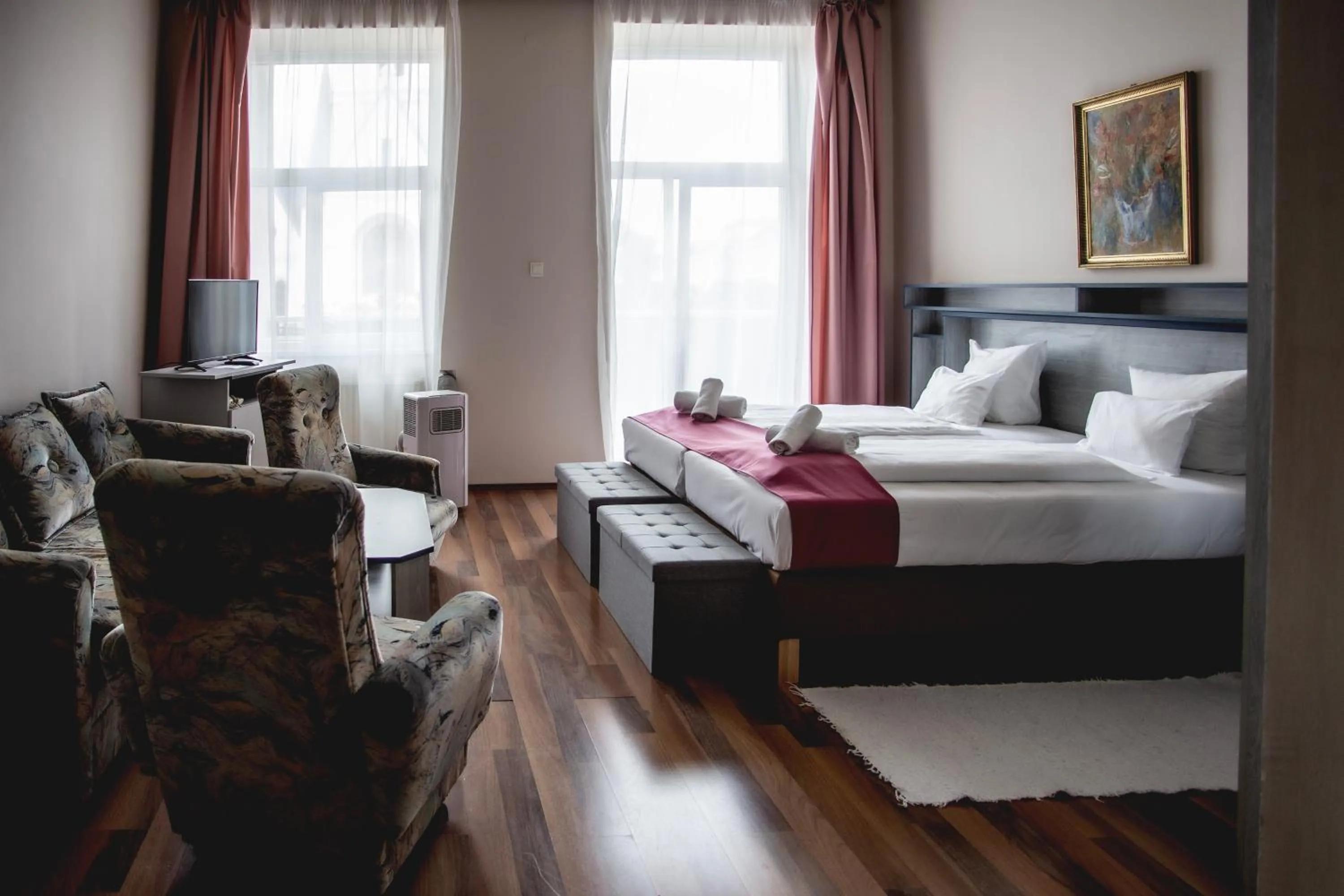 Photo of the whole room, Bed in Hotel Kapos