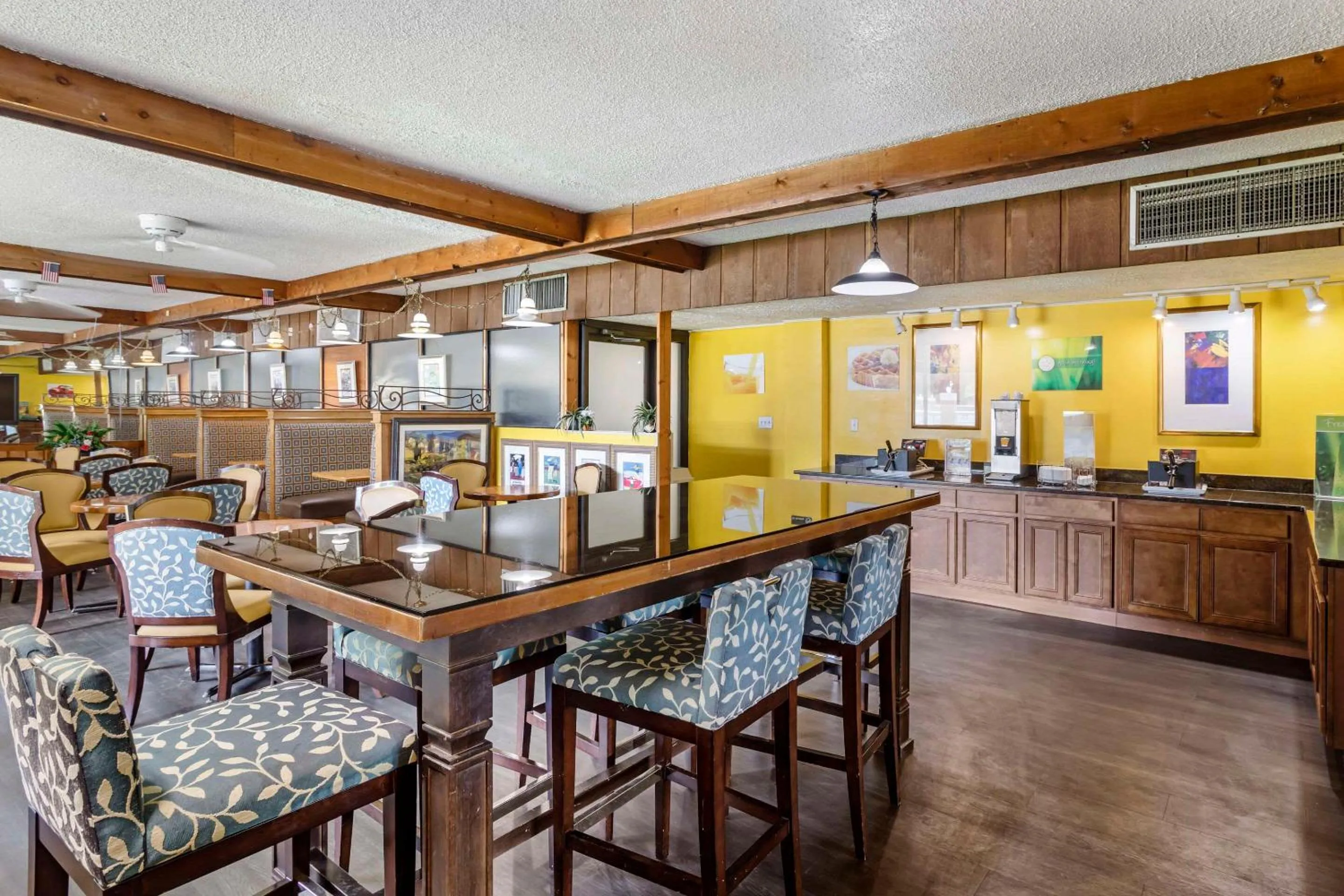 Breakfast in Quality Inn Alachua - Gainesville Area