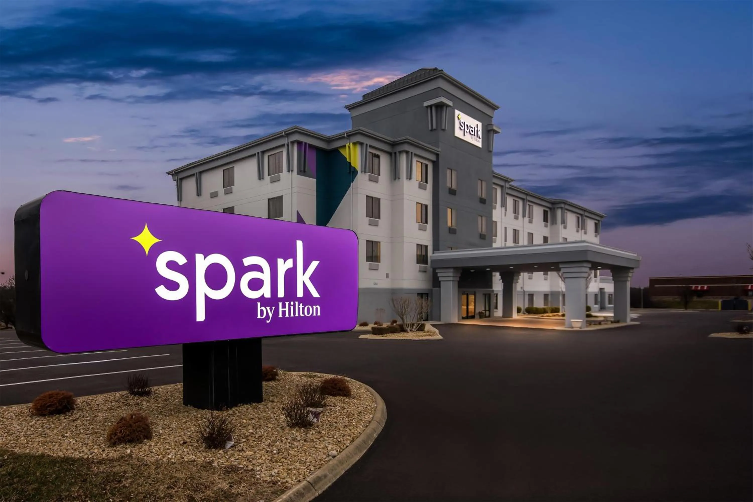 Spark by Hilton Cincinnati Fairfield