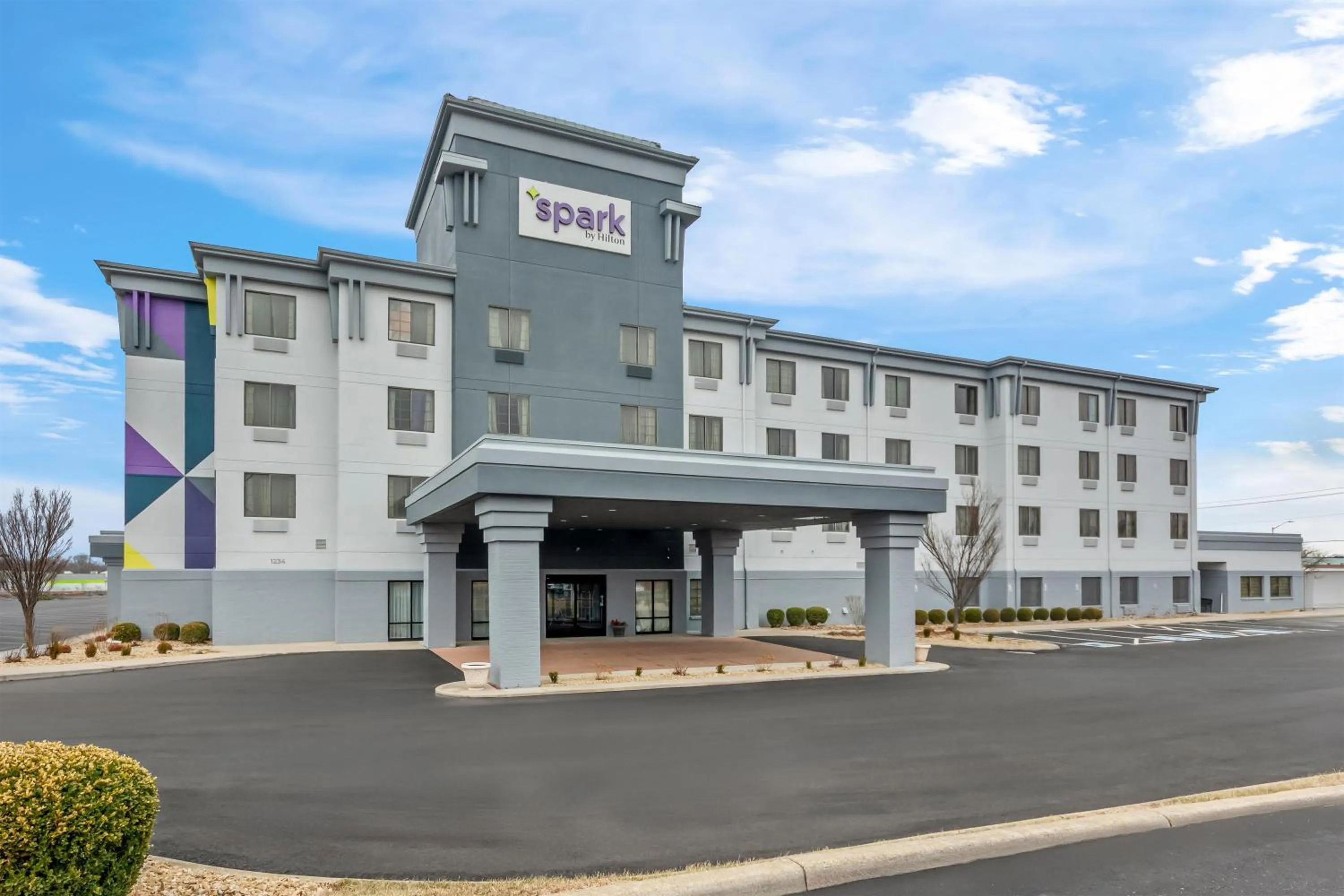 Spark by Hilton Cincinnati Fairfield