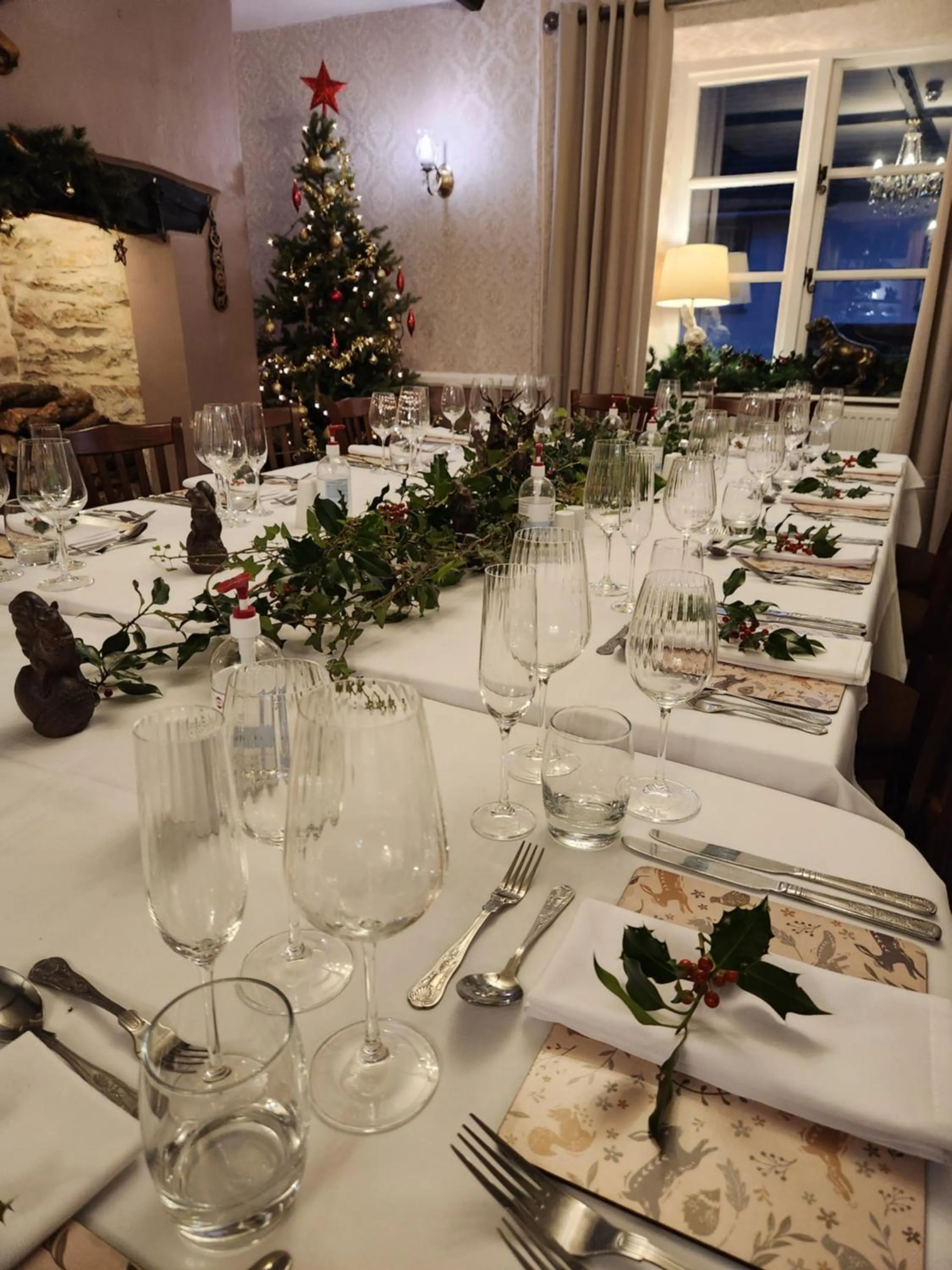 Restaurant/places to eat in The Royal Oak Inn