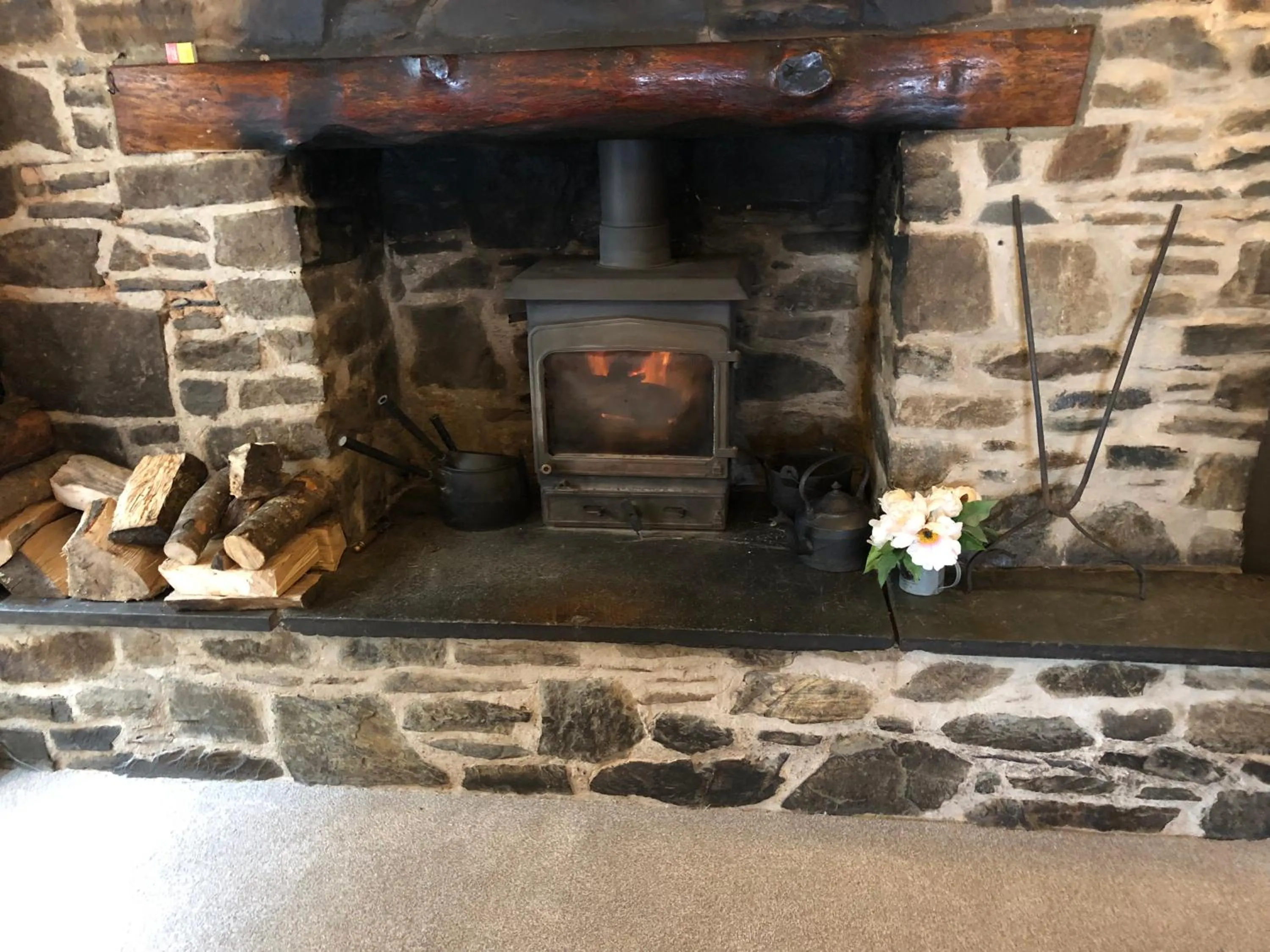Living room in The Royal Oak Inn