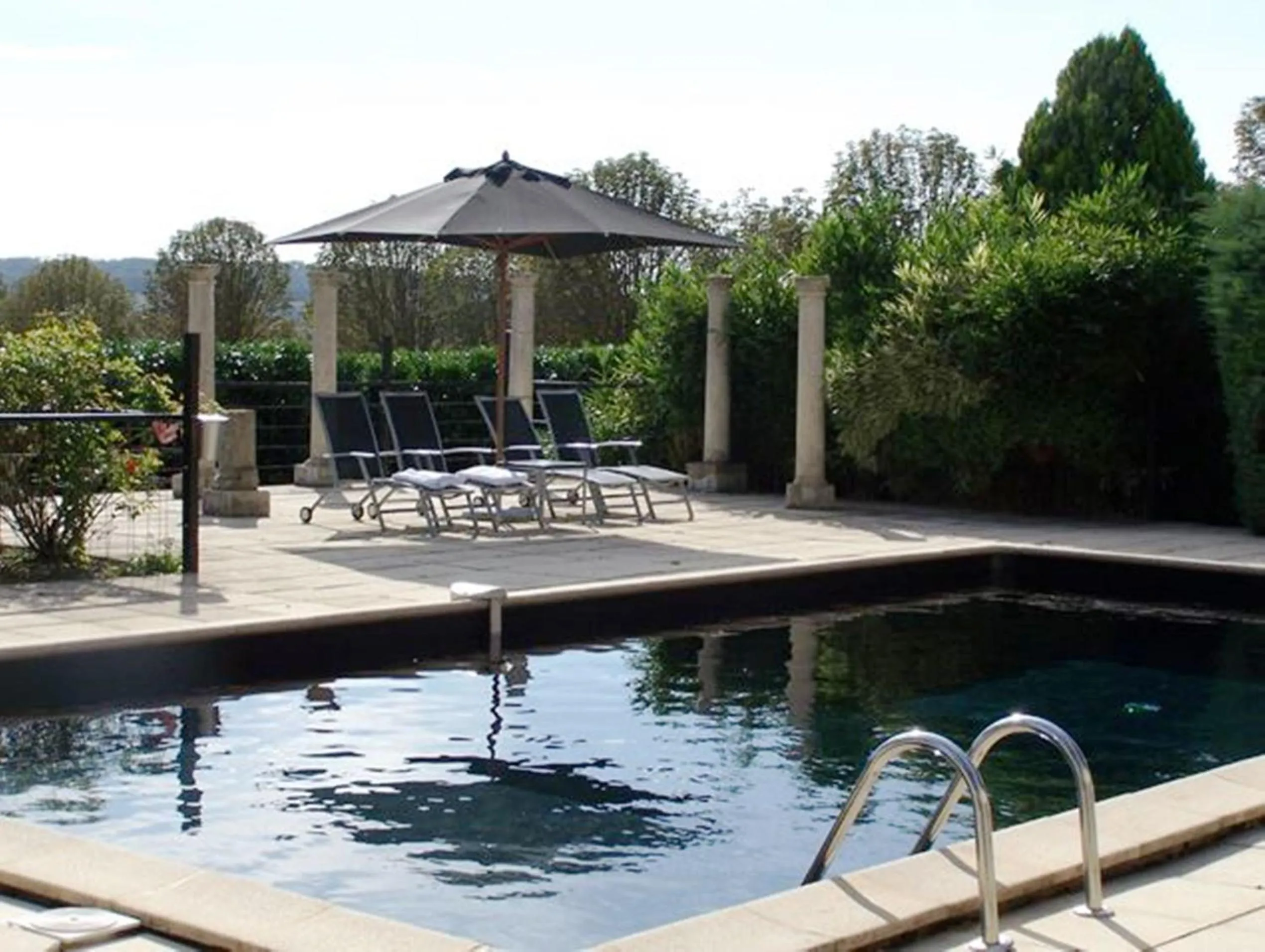 Day in Château Les Merles et ses Villas