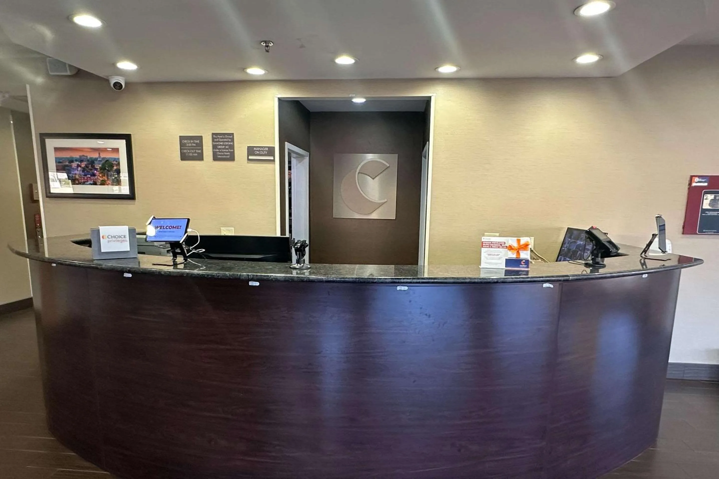 Lobby or reception in Comfort Suites Macon Northwest