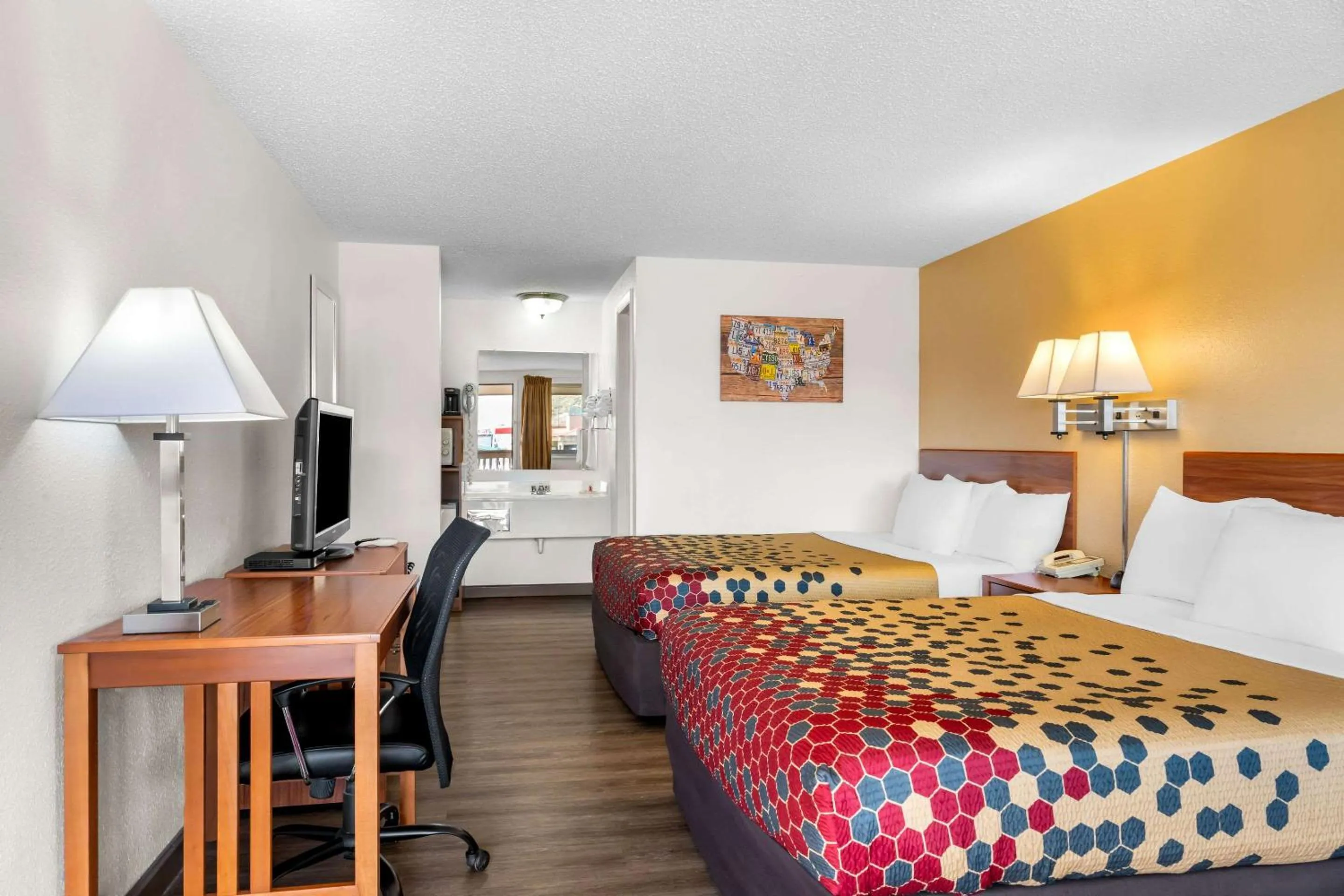 Bedroom, Bed in Econo Lodge Miles City I-94