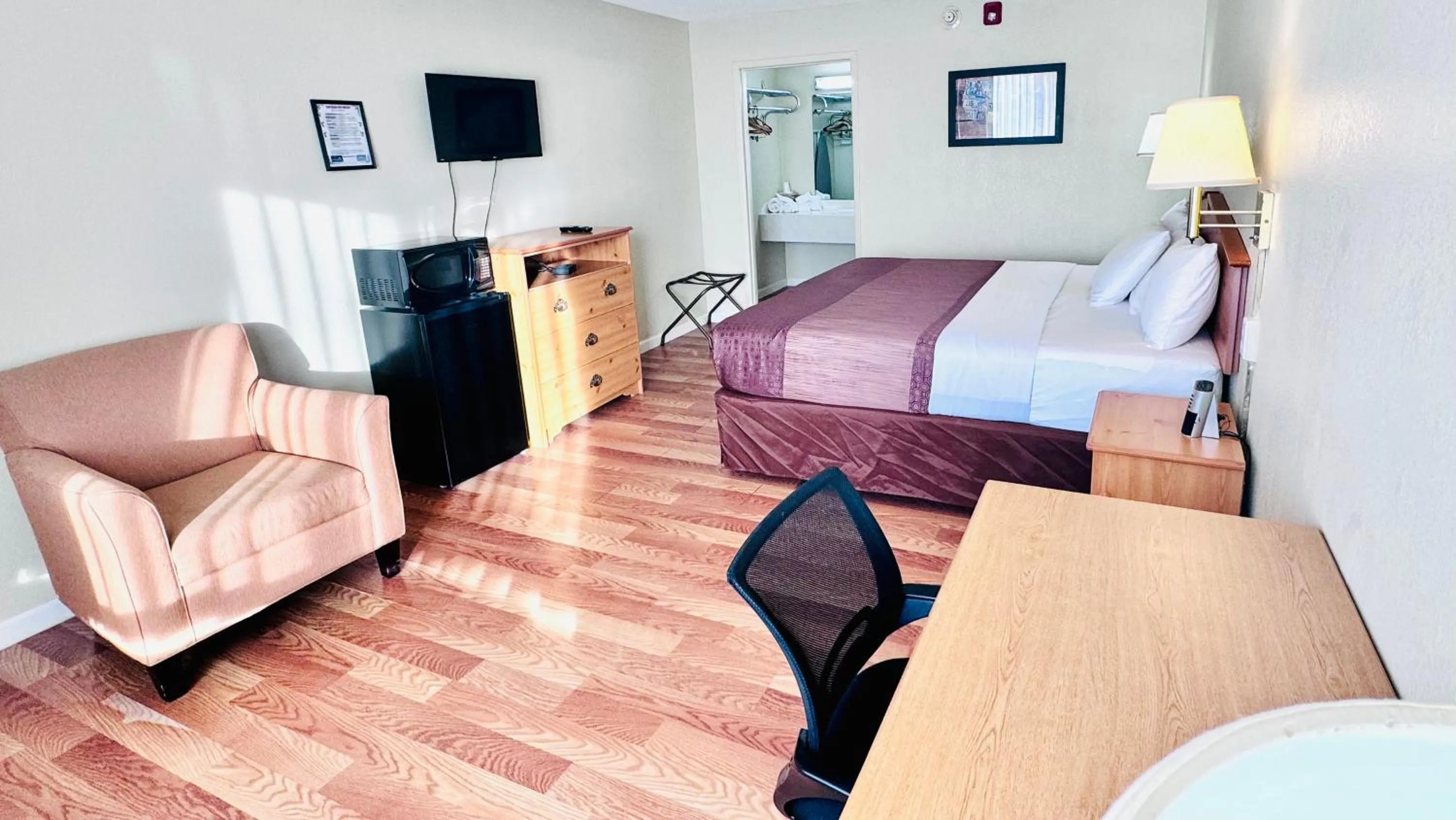 Bed in Mountain Home Inn