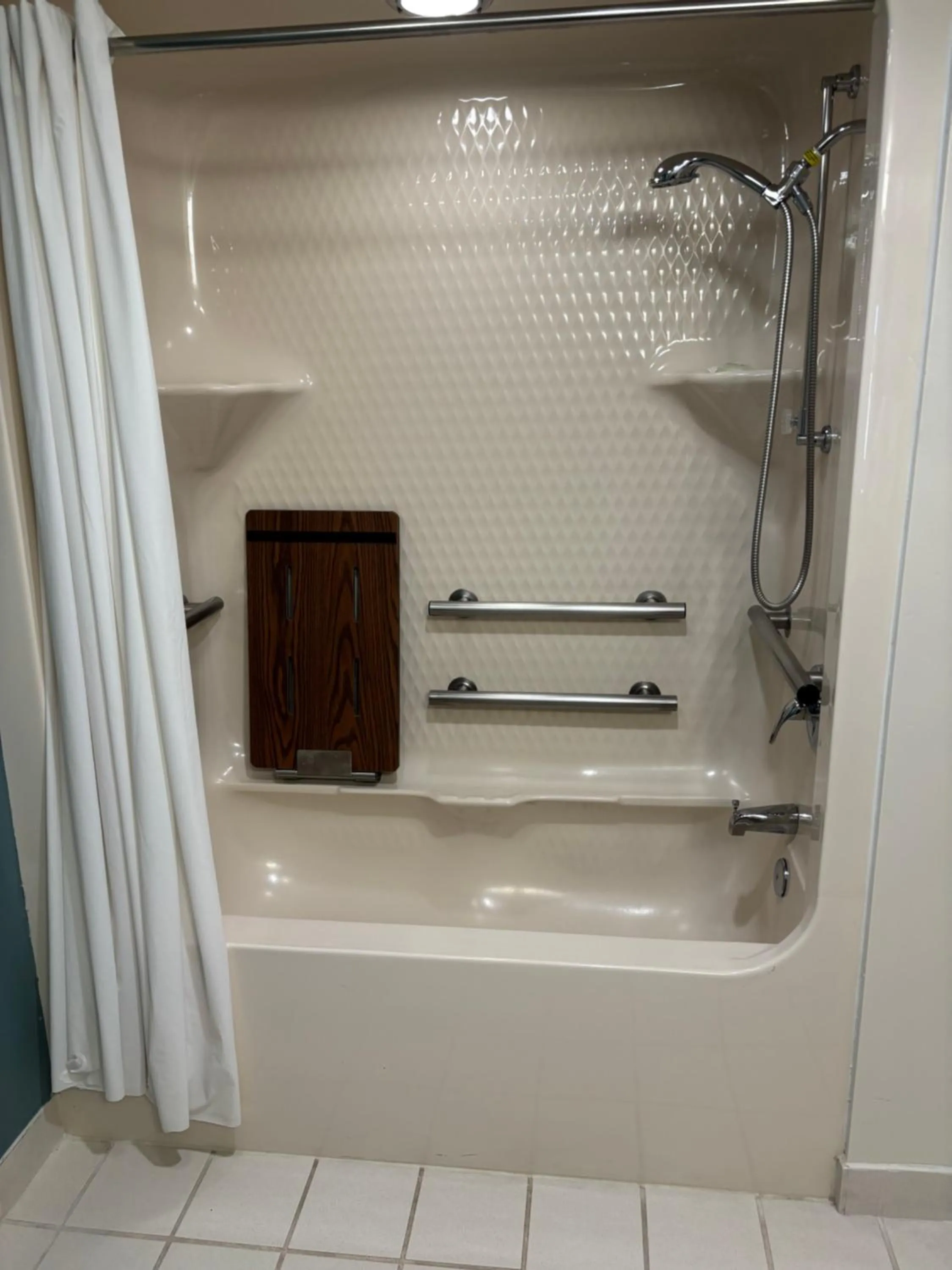 Bathroom in Sleep Inn Lake Wright - Norfolk Airport