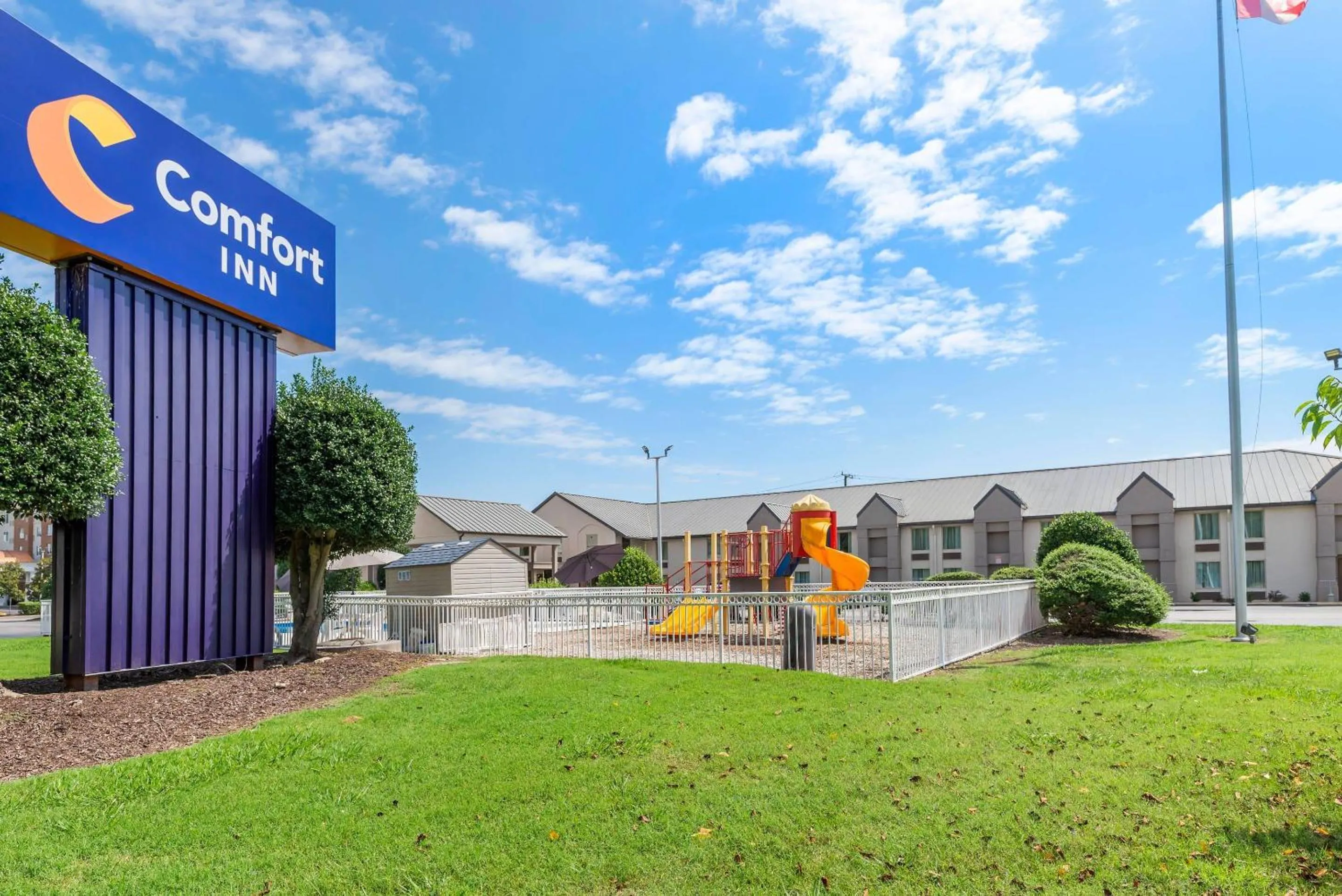 Property building in Comfort Inn Petersburg Fort Lee Area