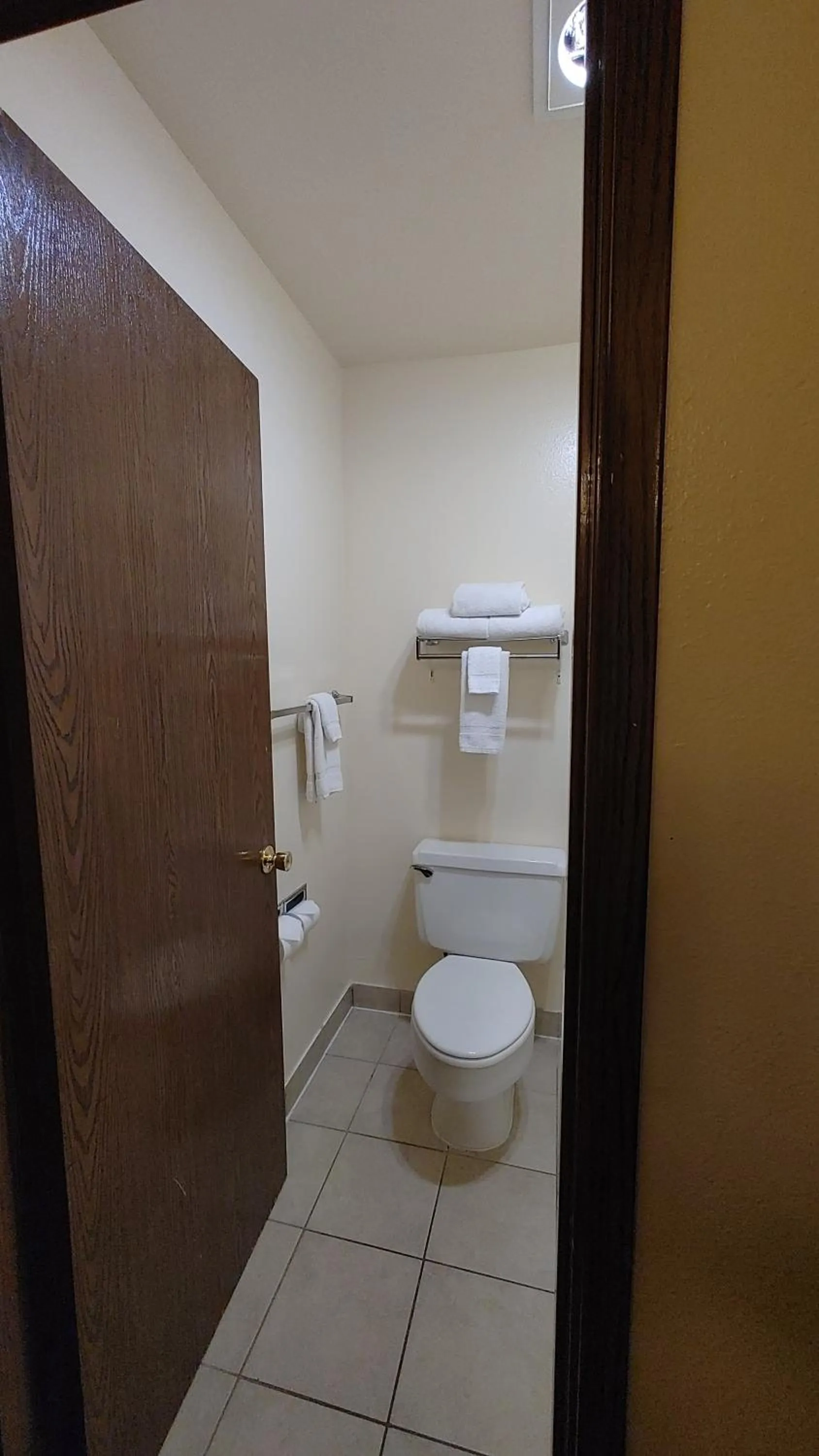 Bathroom in Days Inn by Wyndham Pocatello University Area