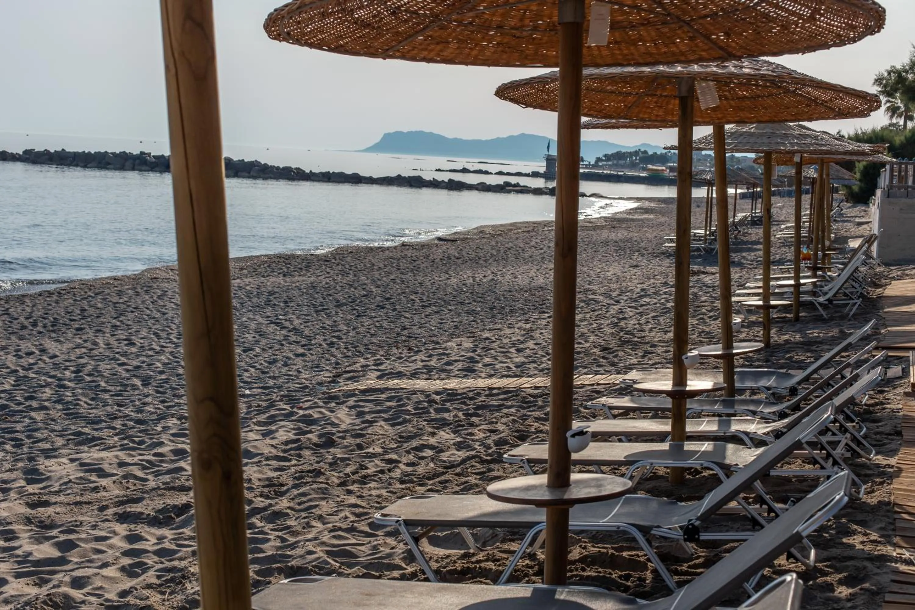 Hotel Haris on the beach