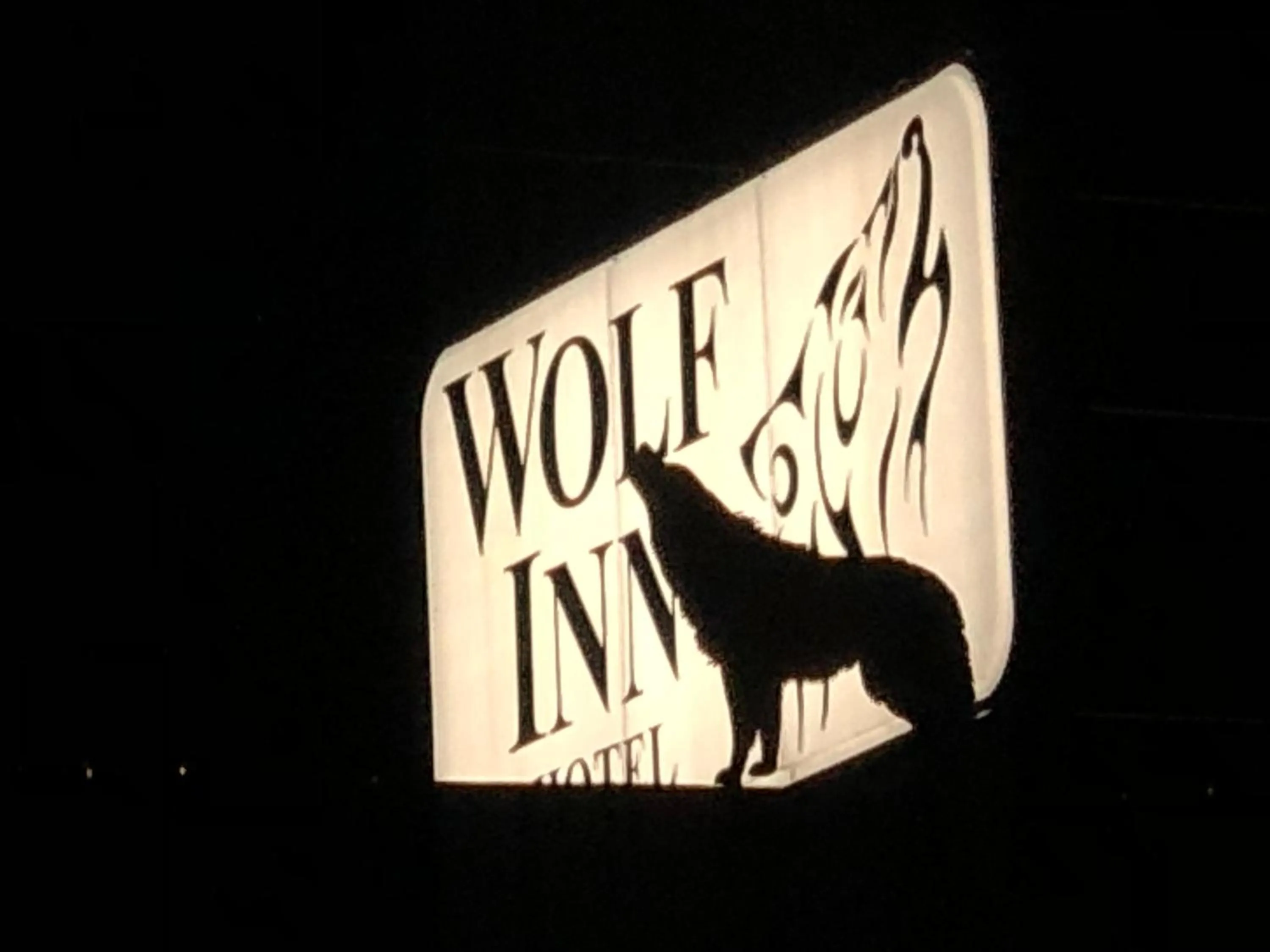 Logo/Certificate/Sign in Wolf Inn Hotel