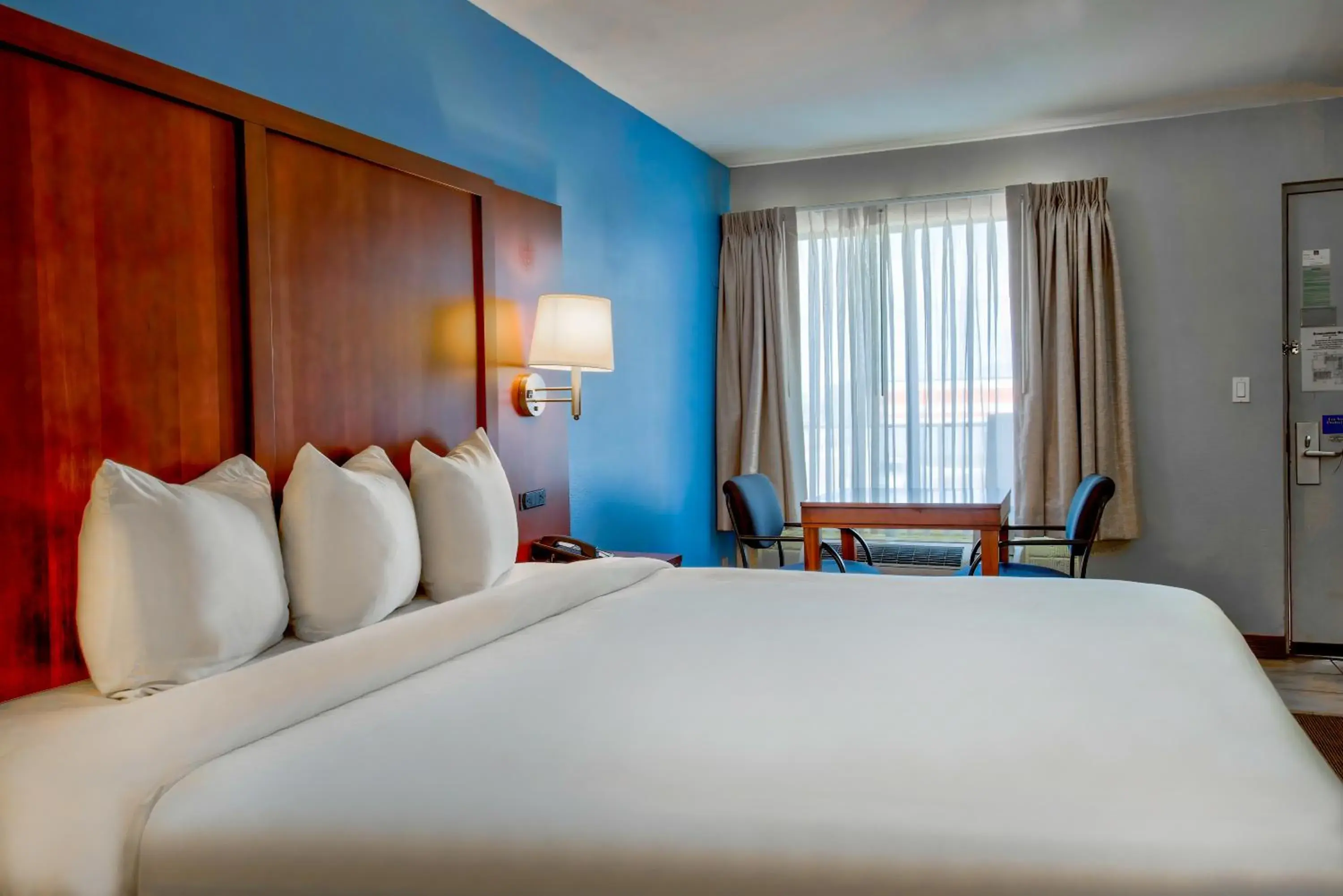 King Room - Non-Smoking in Motel 6 Willcox, AZ King Room - Non-Smoking in Motel 6 Willcox, AZ