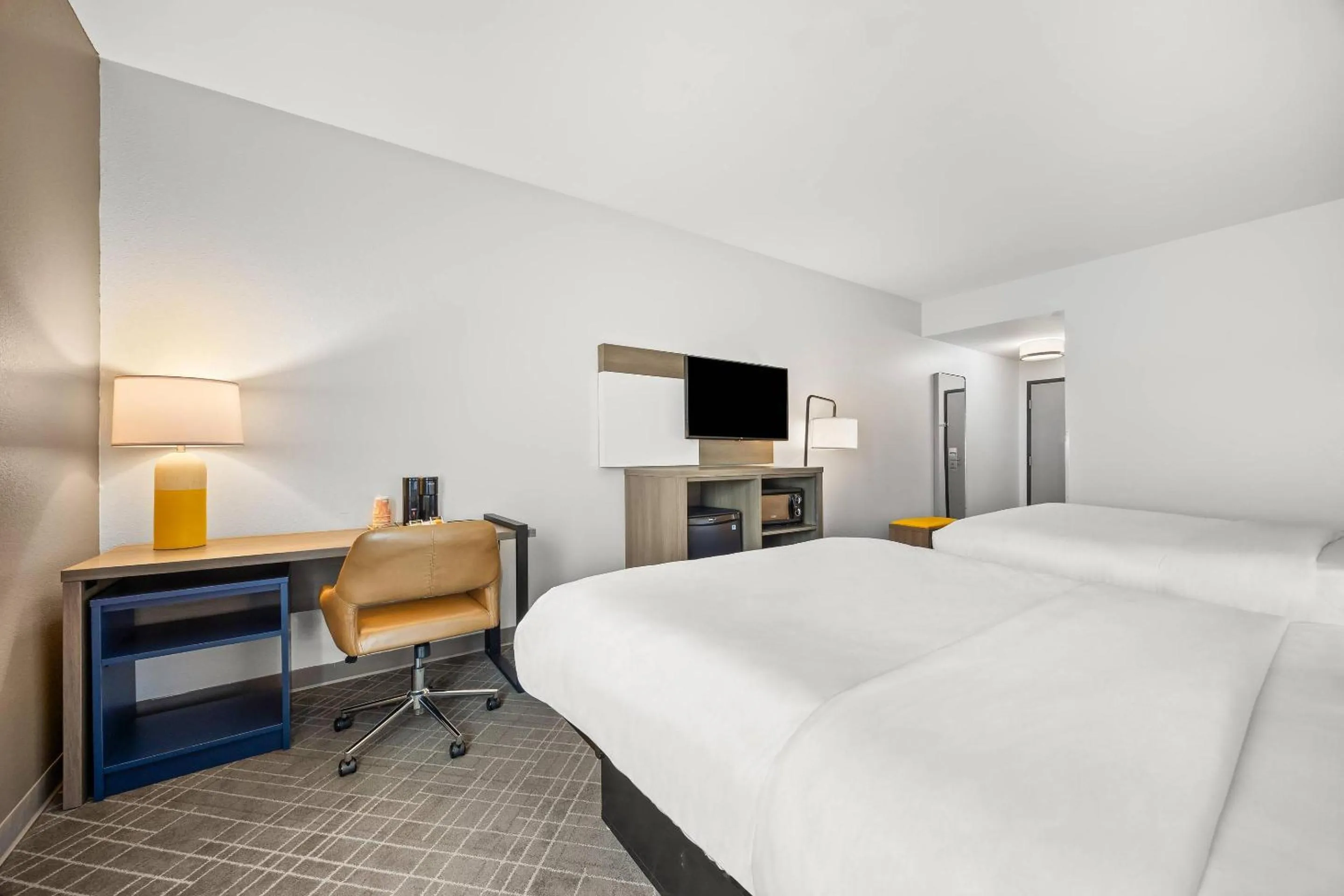 Bedroom, Bed in Comfort Inn Willow Springs US 60 and US 63