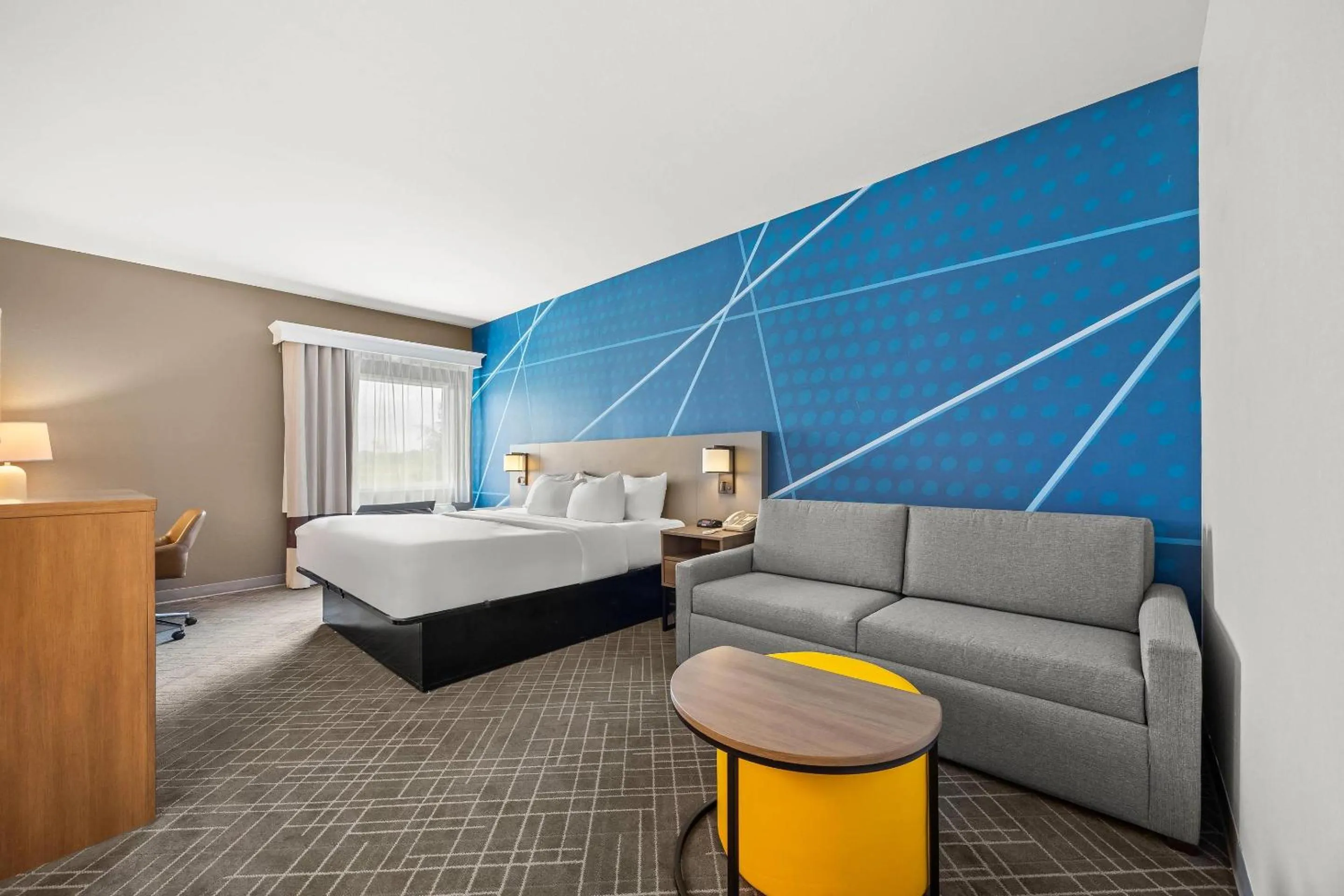 Bedroom, Bed in Comfort Inn Willow Springs US 60 and US 63