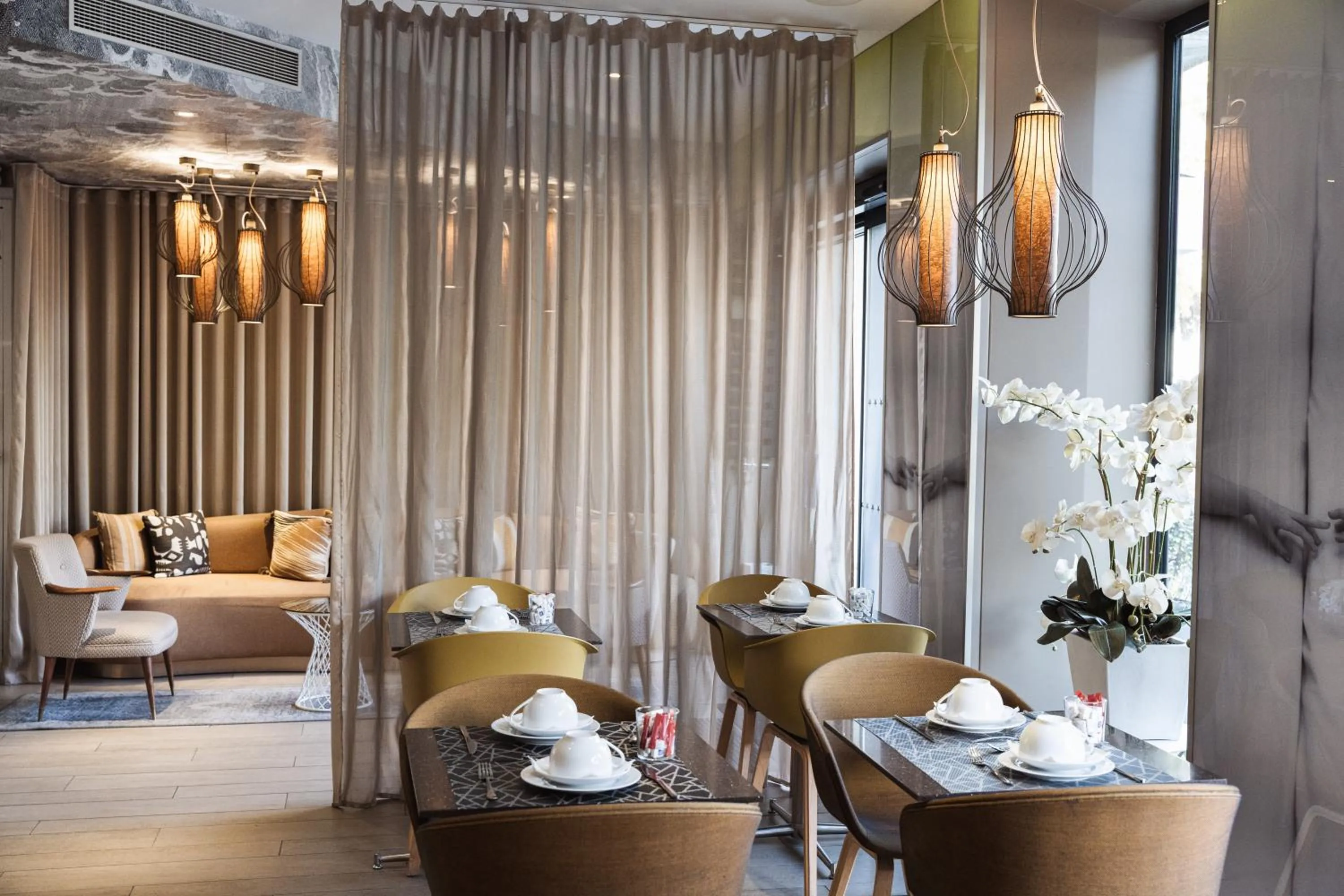 Breakfast, Bed in Hôtel Eiffel Segur