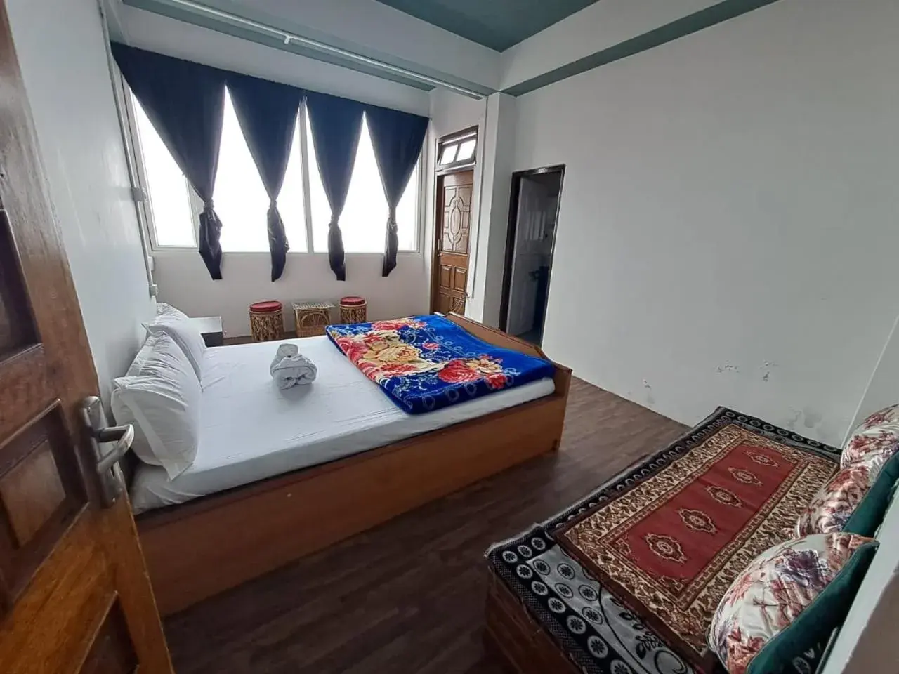 Deluxe Double Room with Balcony in Great Eastern Valley Residency Deluxe Double Room with Balcony in Great Eastern Valley Residency