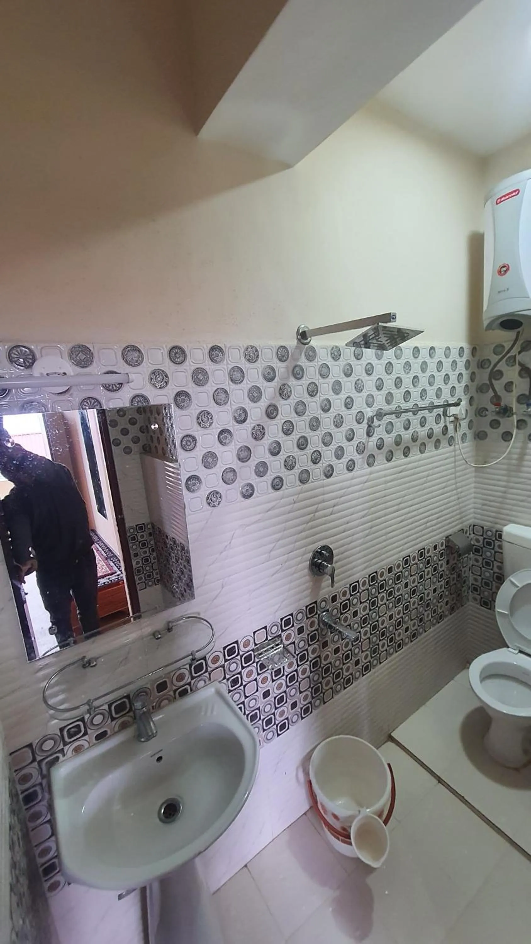 Toilet in Great Eastern Valley Residency