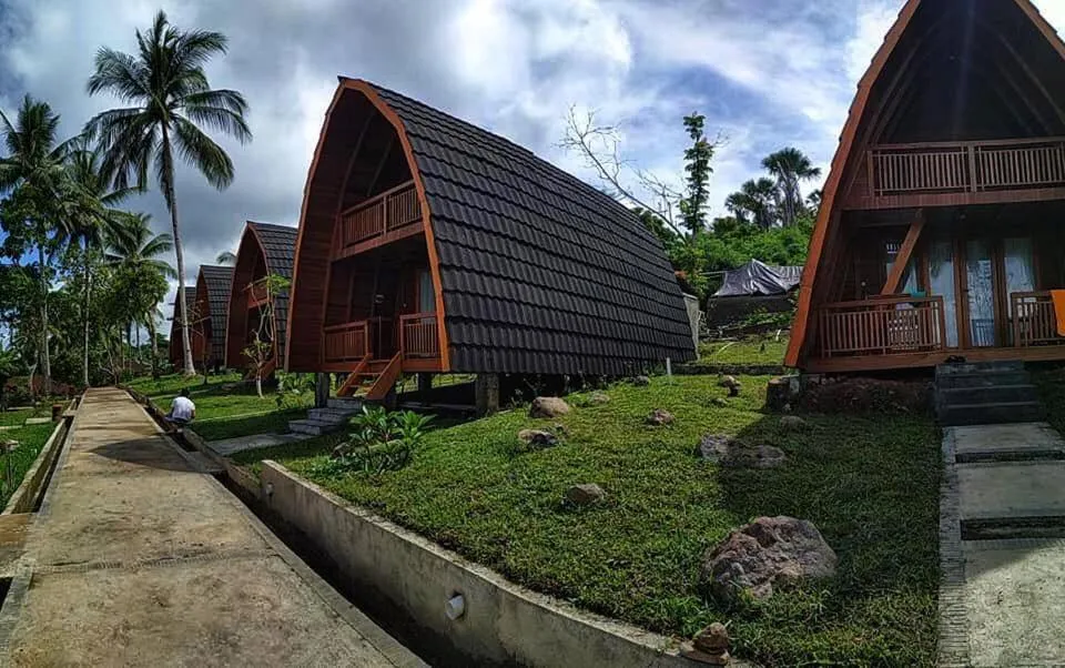 Property building in Bastianos Bangka Dive Resort