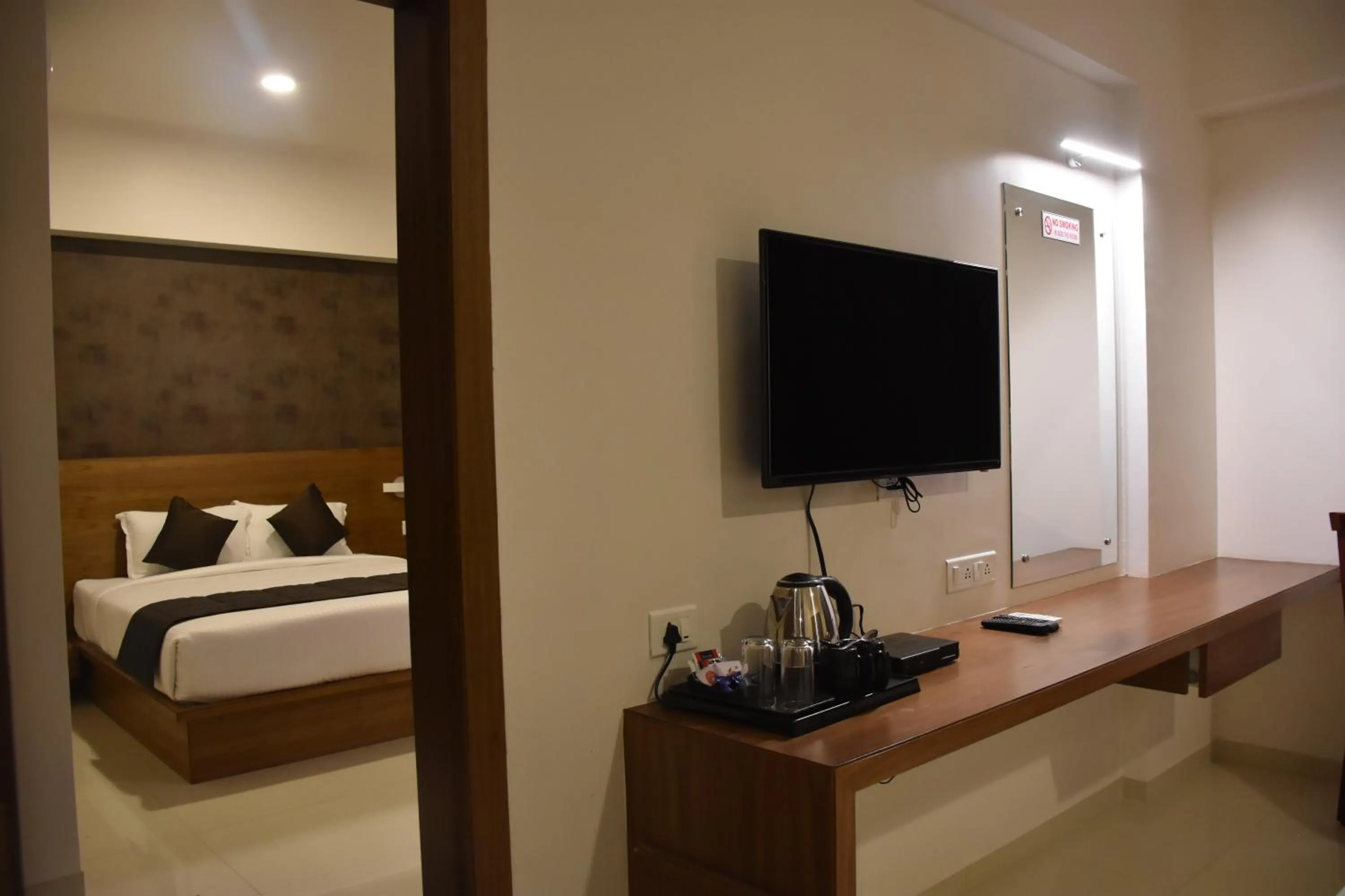 TV and multimedia, Bed in Heritage Inn