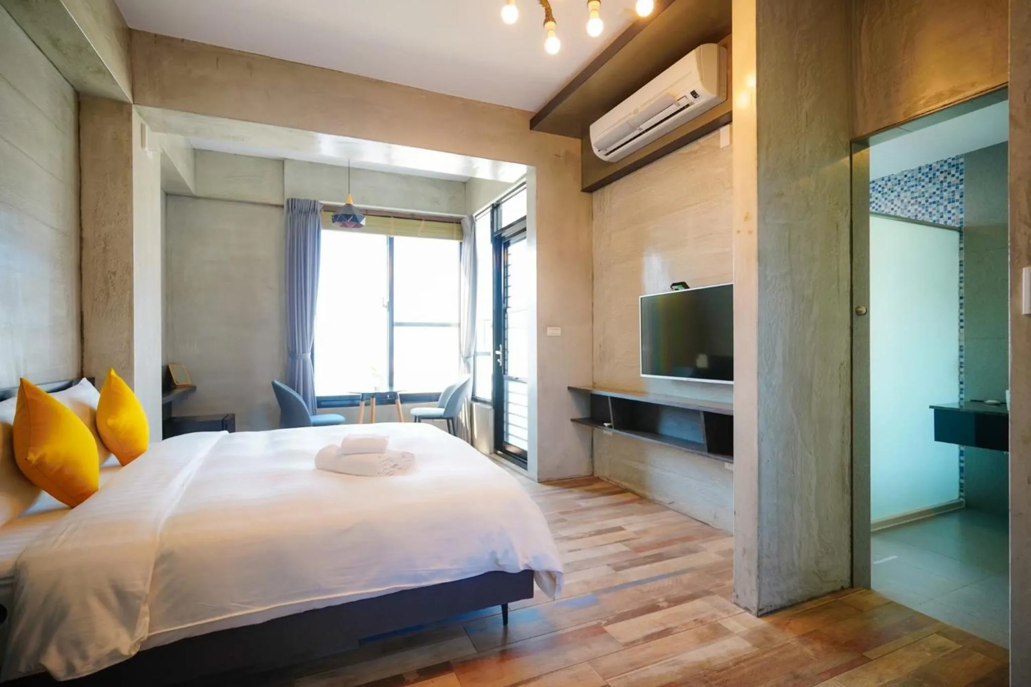 Photo of the whole room, Bed in SH Villa