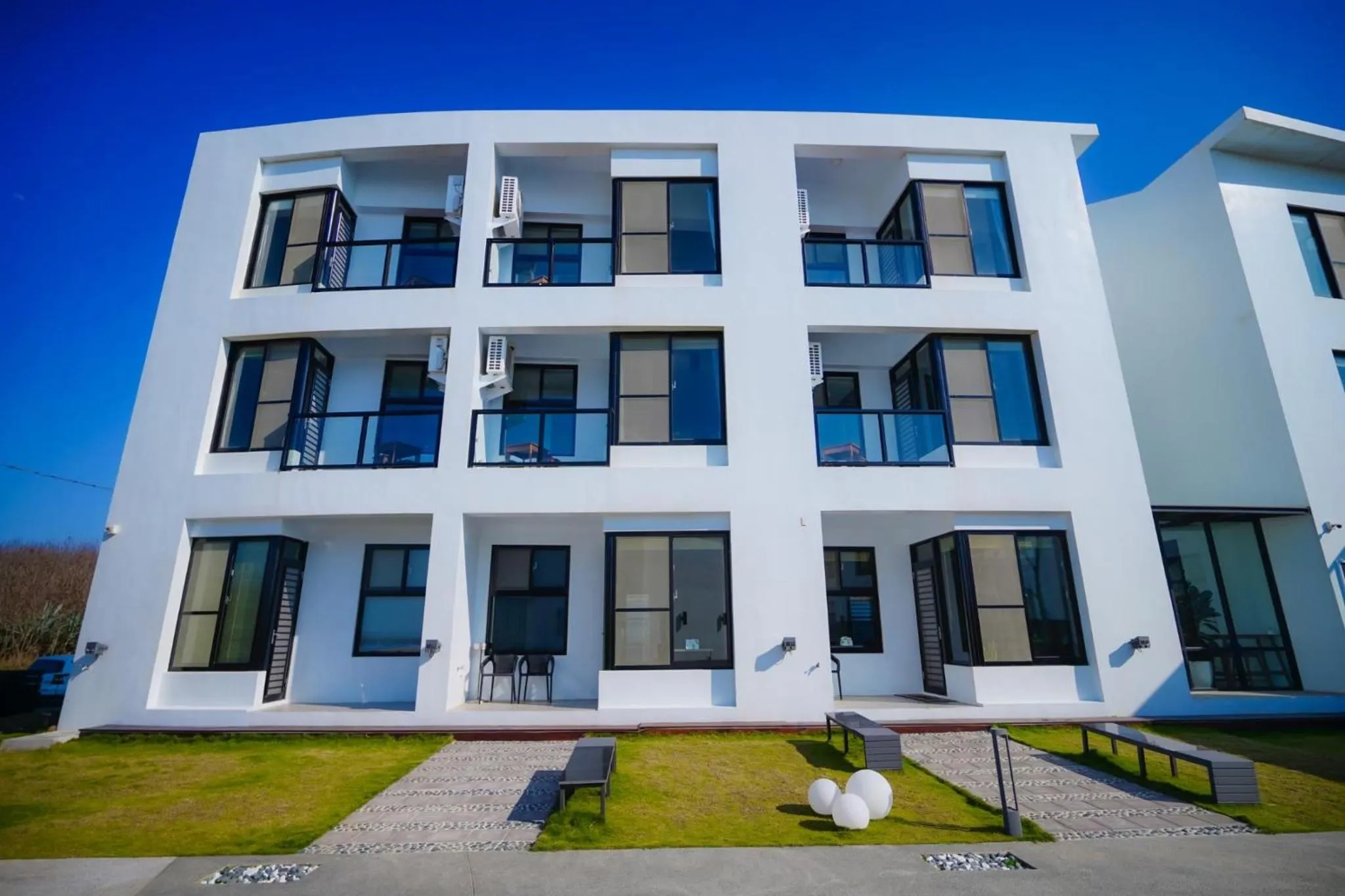 Property building in SH Villa