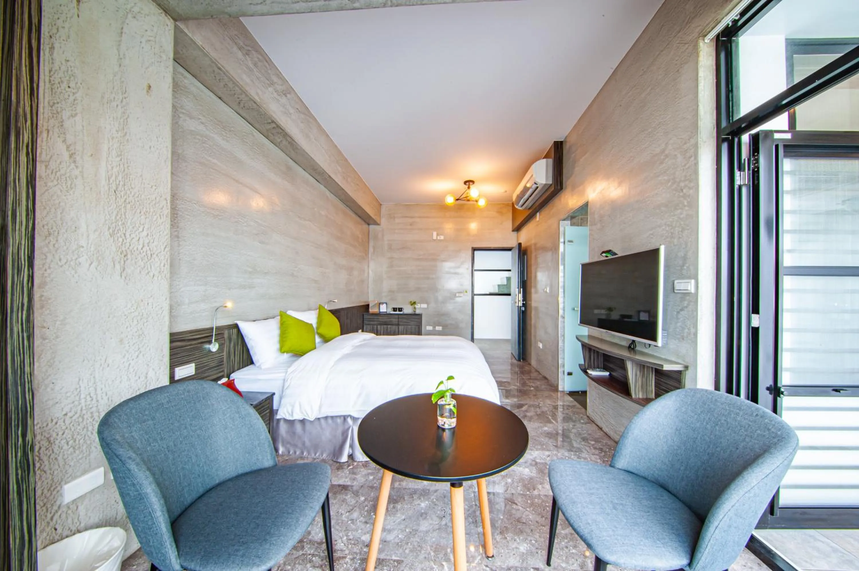 Photo of the whole room, Bed in SH Villa