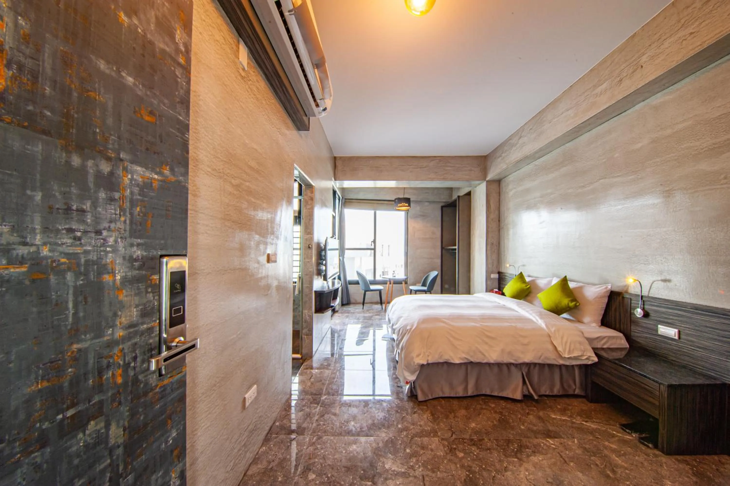 Photo of the whole room, Bed in SH Villa