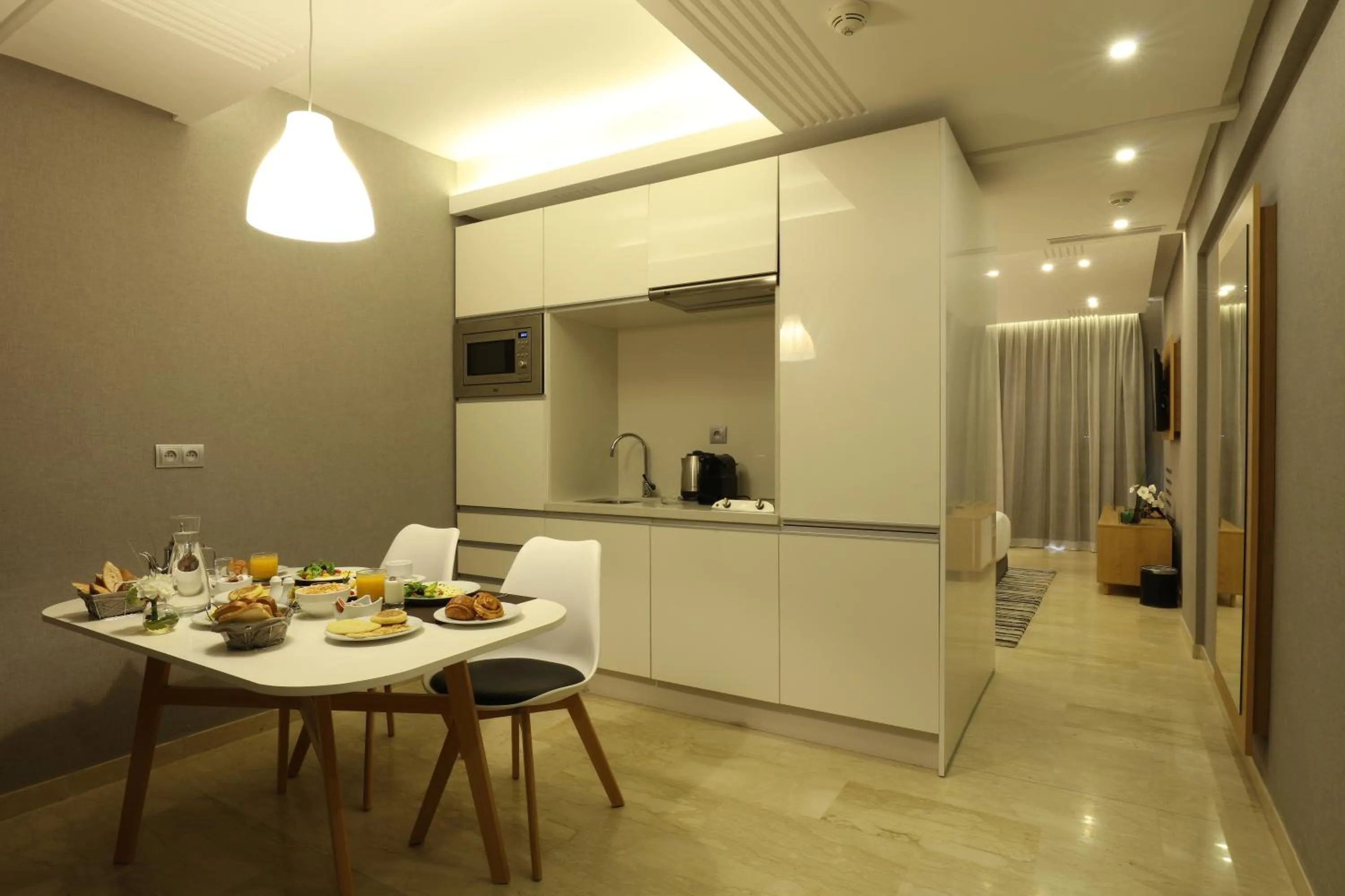 Dining area in Mid Town Hotel Casablanca