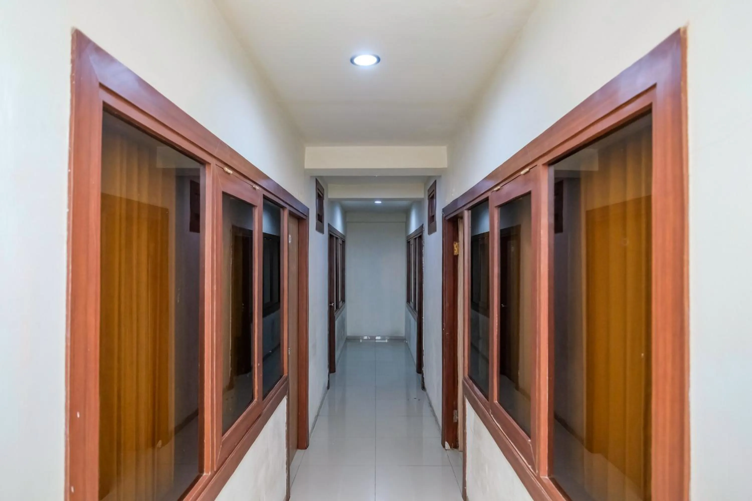 Property building in RedDoorz @ Panglima Sudirman