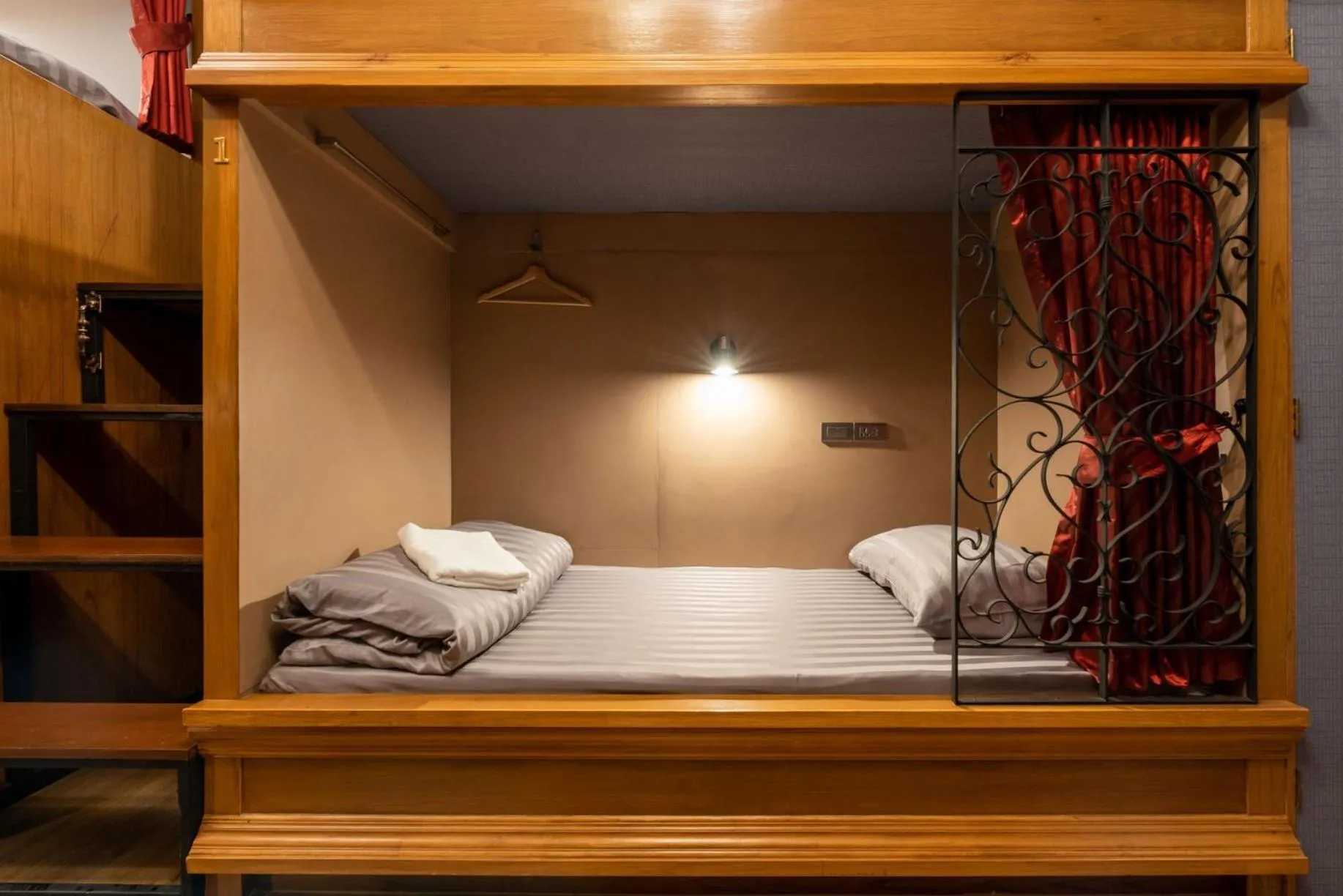 Bed in Tepbunthom Hostel