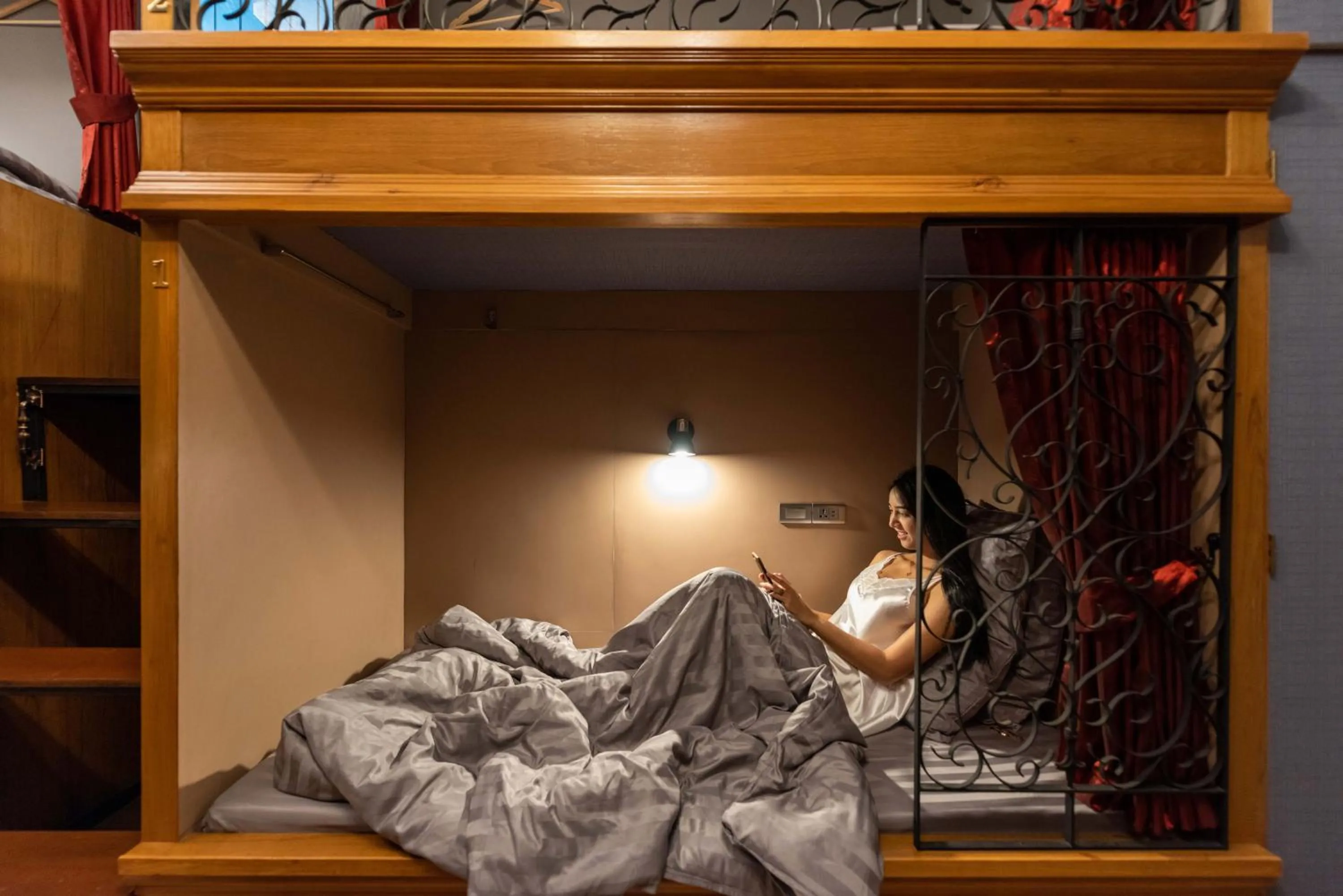 Bed in Tepbunthom Hostel