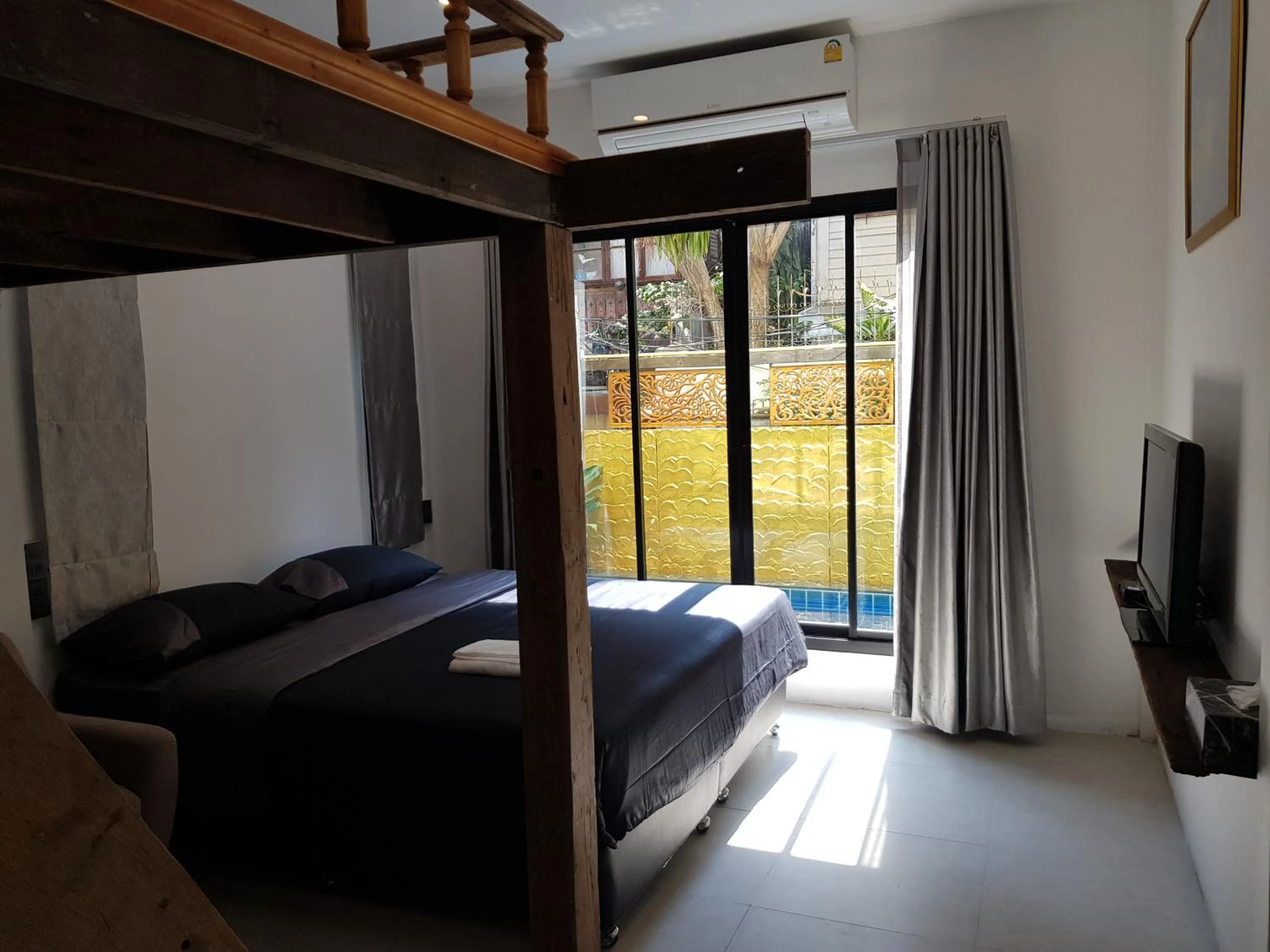 Bed in Tepbunthom Hostel