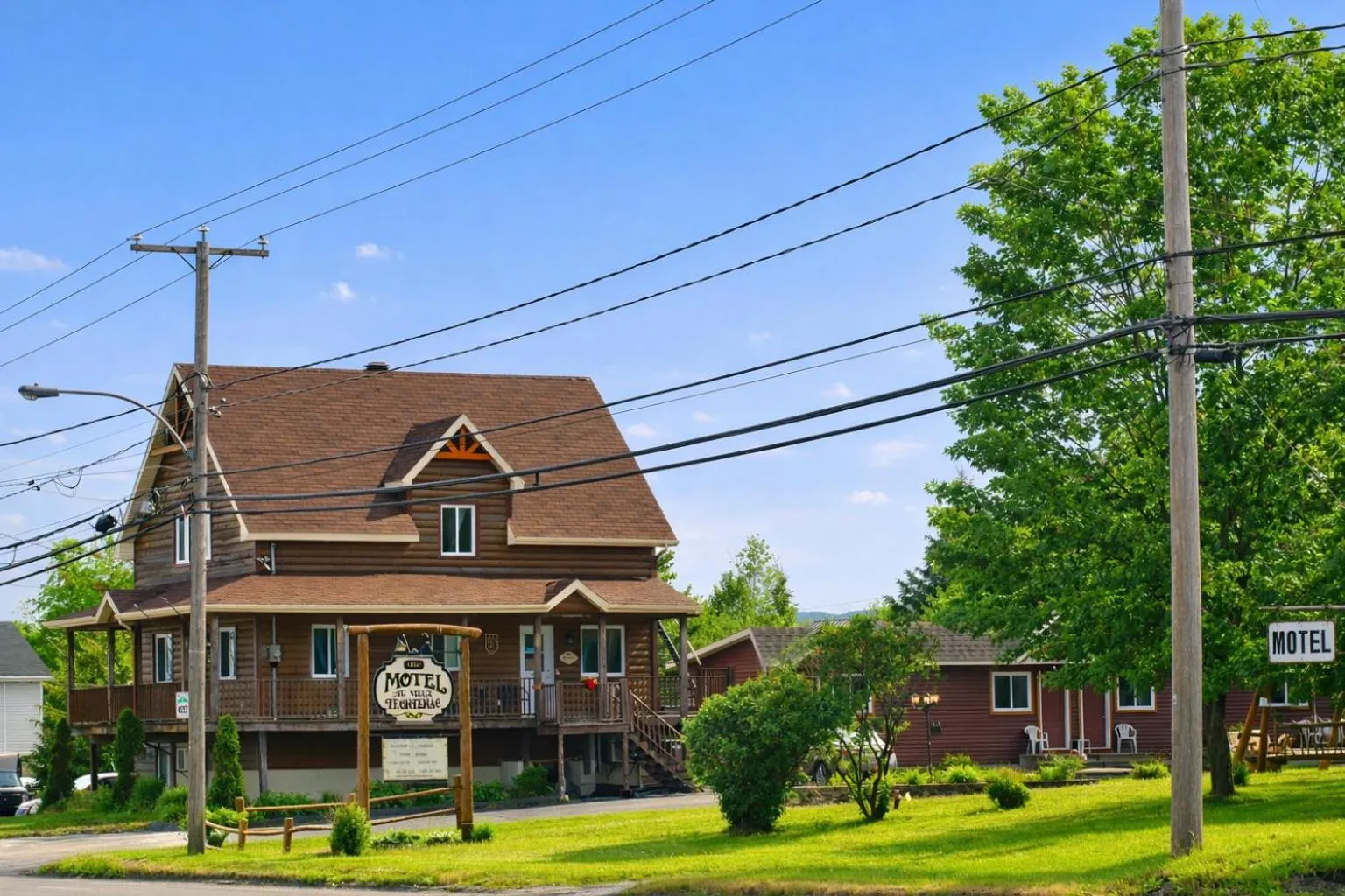 Property building in Motel Au Vieux Frontenac