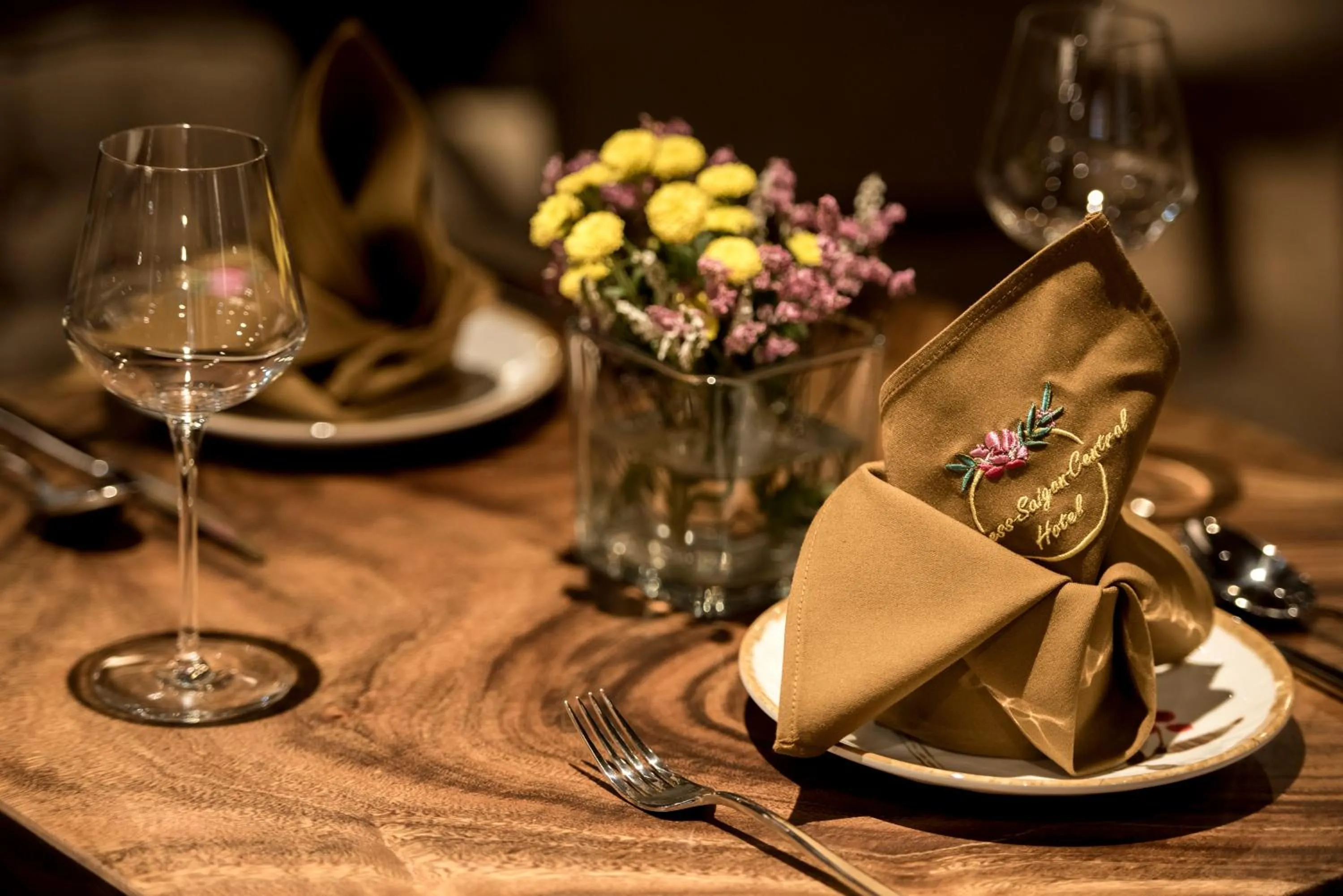 Food and drinks in Nesta Hotel Saigon