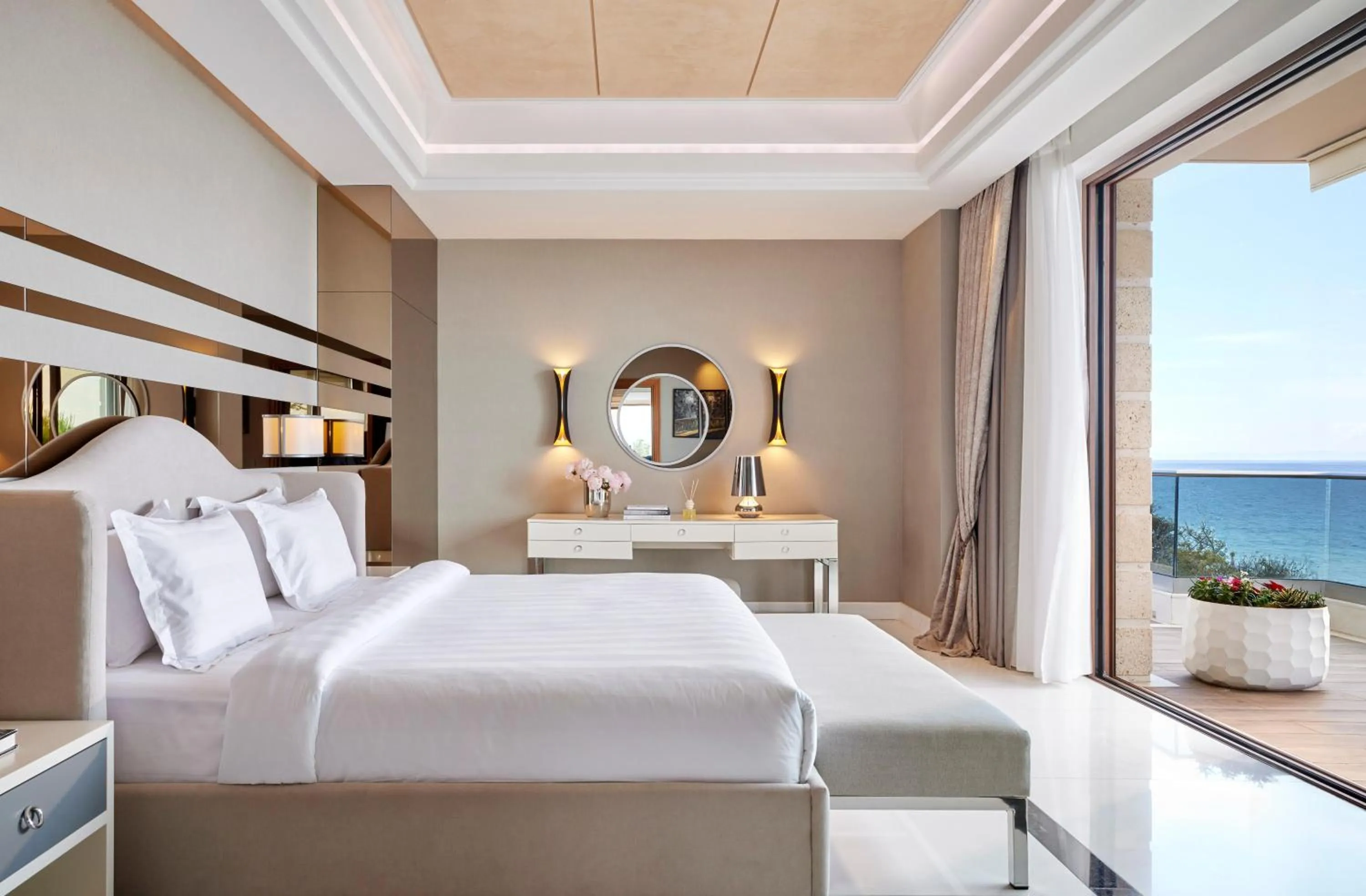 Photo of the whole room, Bed in Pomegranate Wellness Spa Hotel