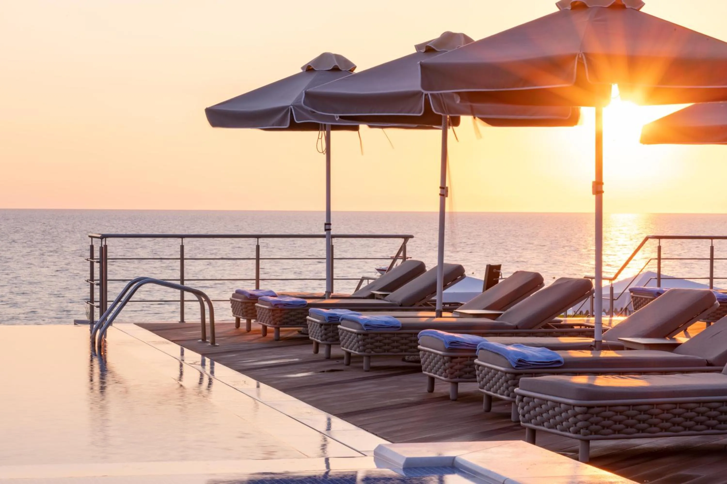 Lounge or bar in Pomegranate Wellness Spa Hotel