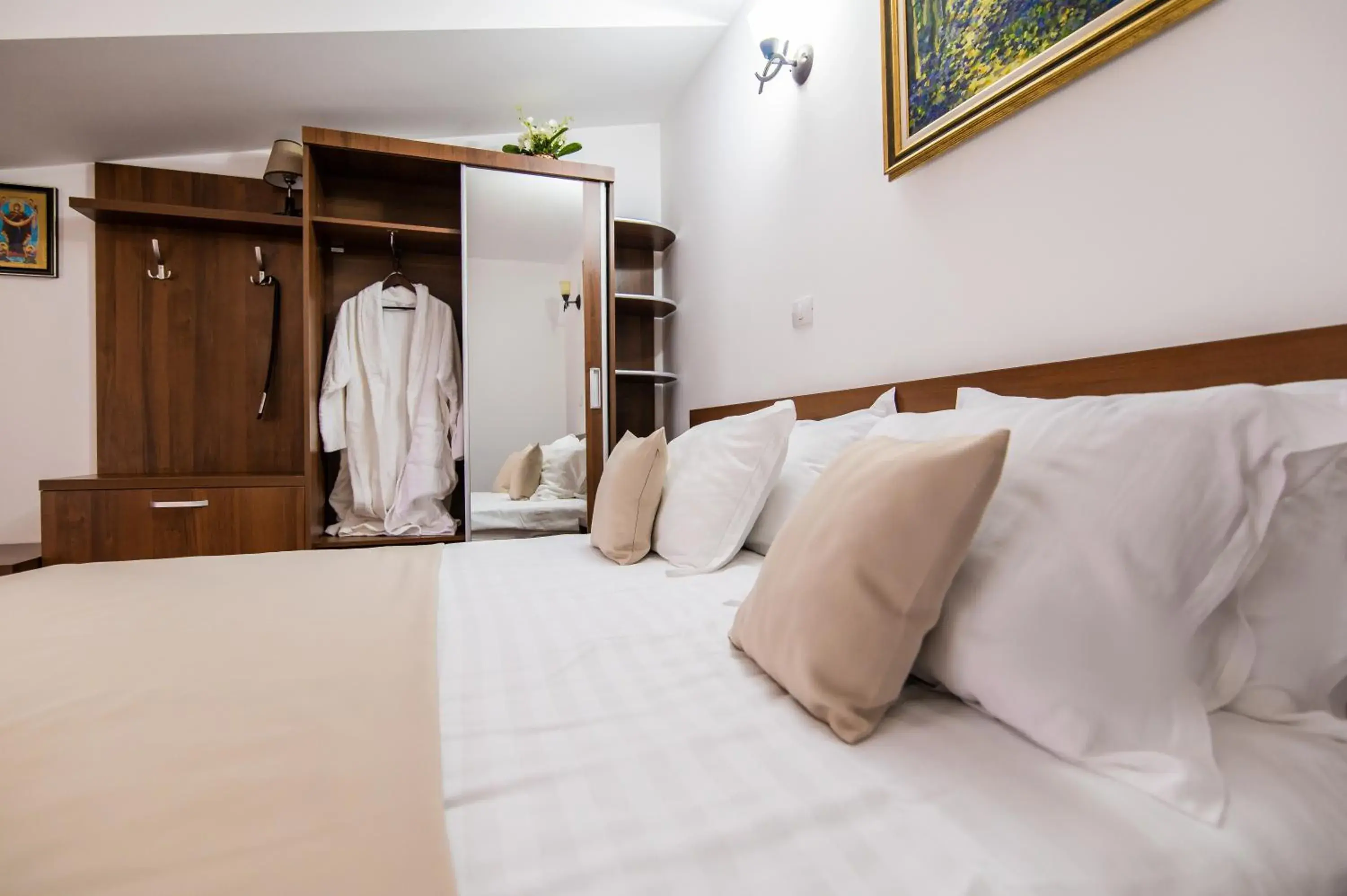 Suite with Terrace in Hotel Class Suite with Terrace in Hotel Class