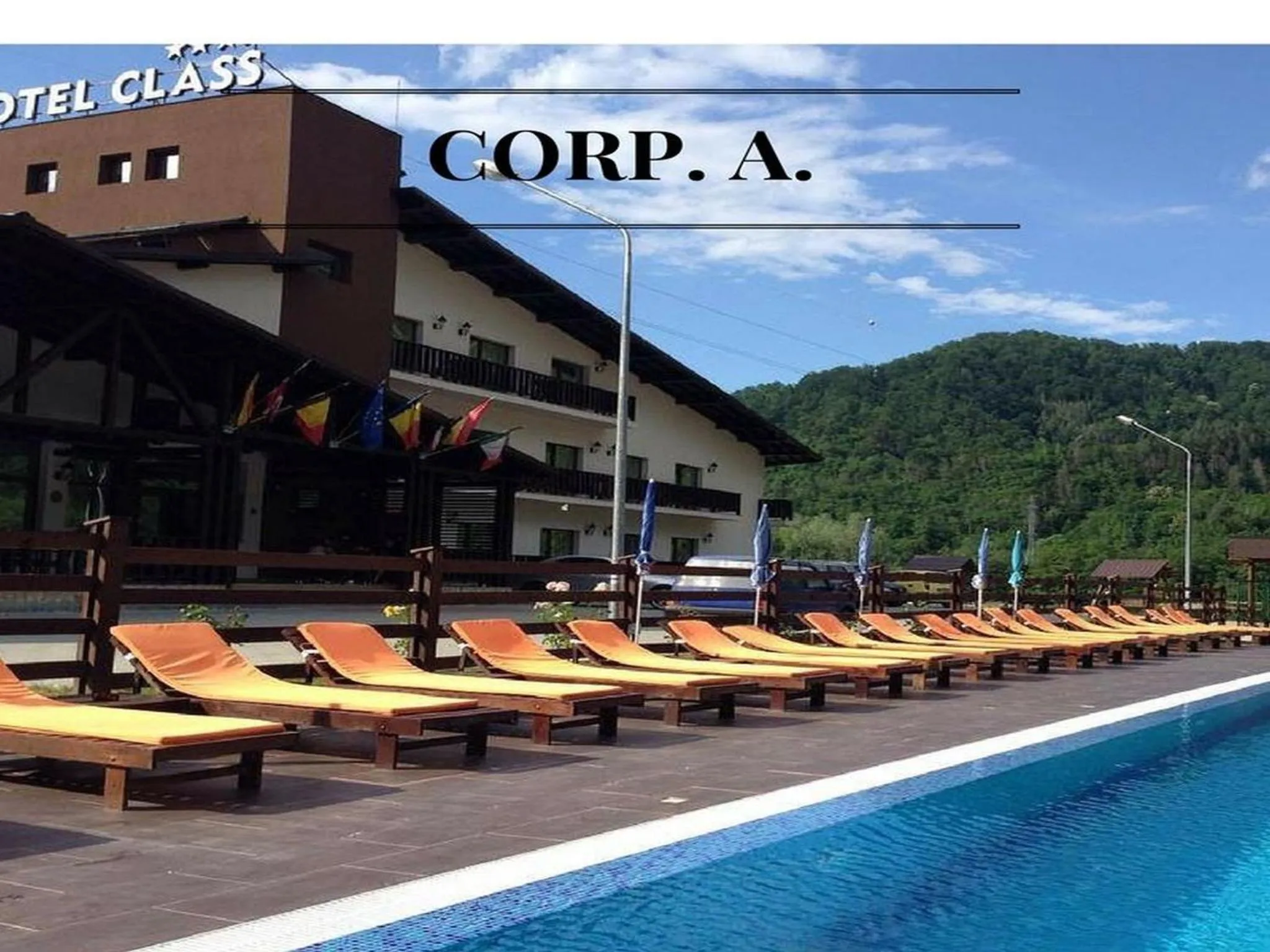 Swimming pool in Hotel Class