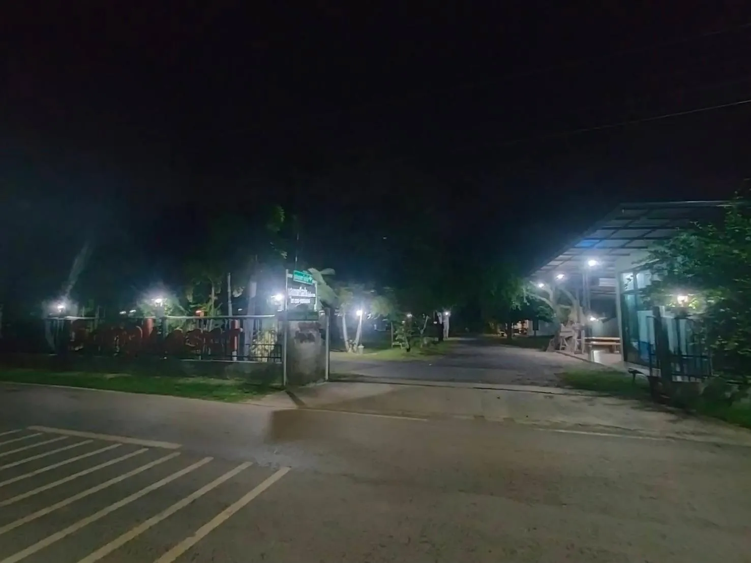 Facade/entrance in Sangkaset Resort