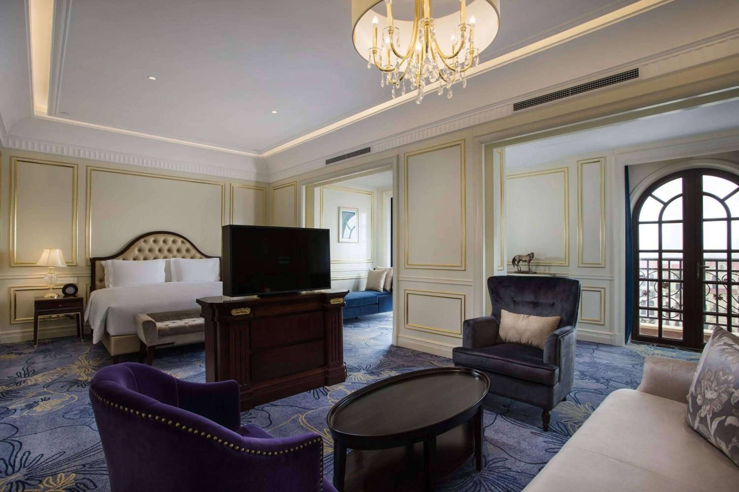 Photo of the whole room in Radisson Blu Forest Manor Shanghai Hongqiao - Near NECC