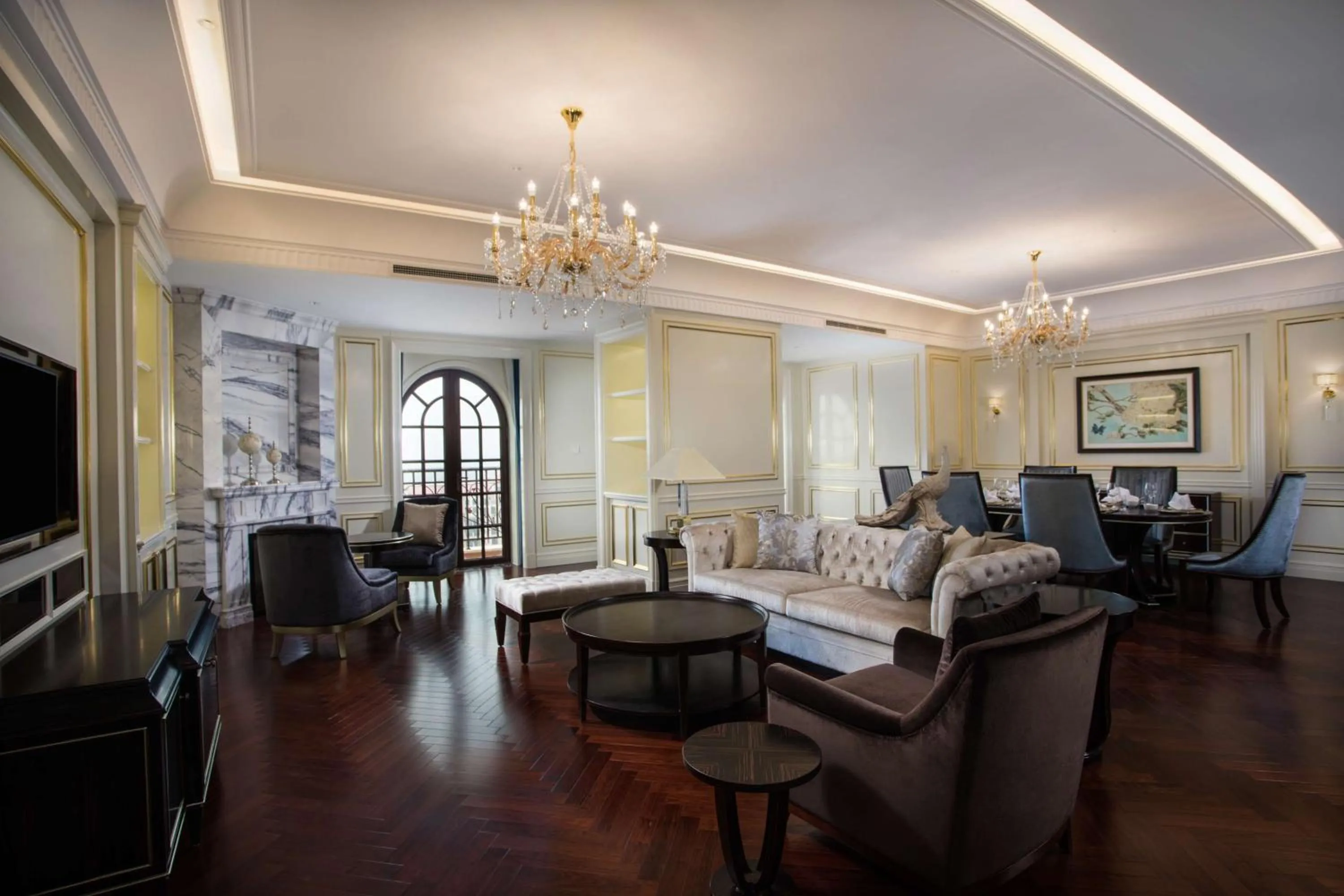 Living room in Radisson Blu Forest Manor Shanghai Hongqiao - Near NECC