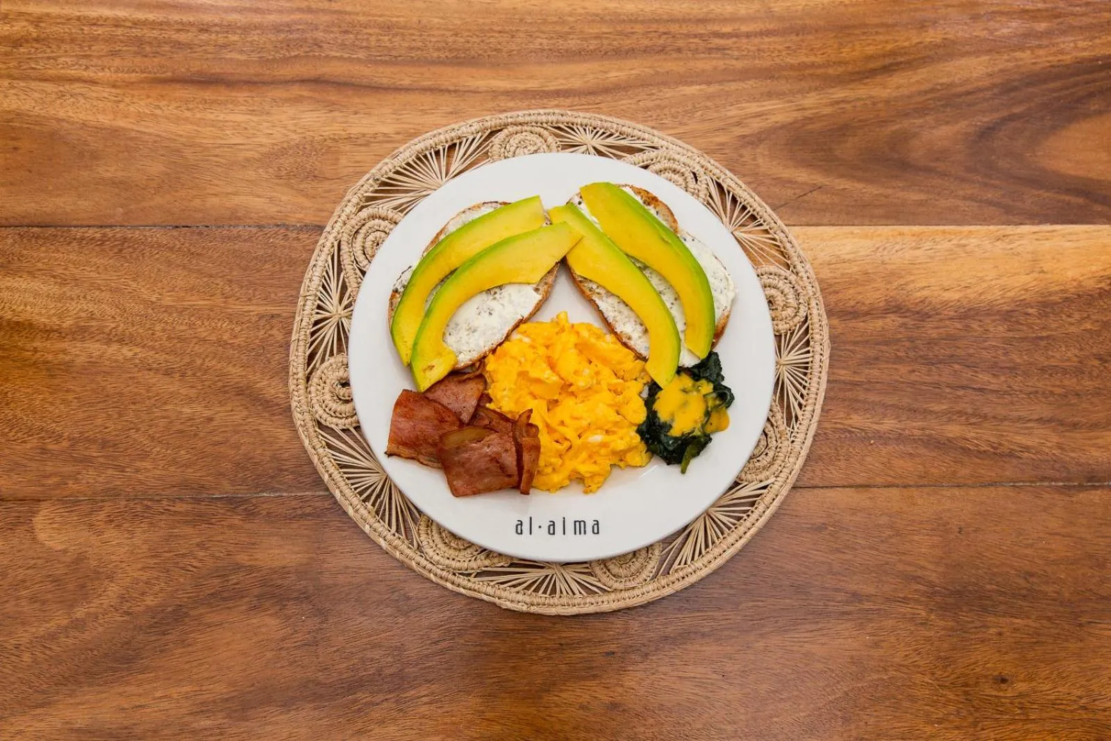 Breakfast in Hotel Boutique Al Alma