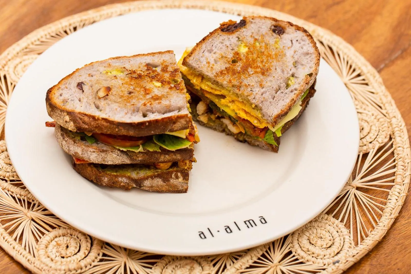 Breakfast in Hotel Boutique Al Alma