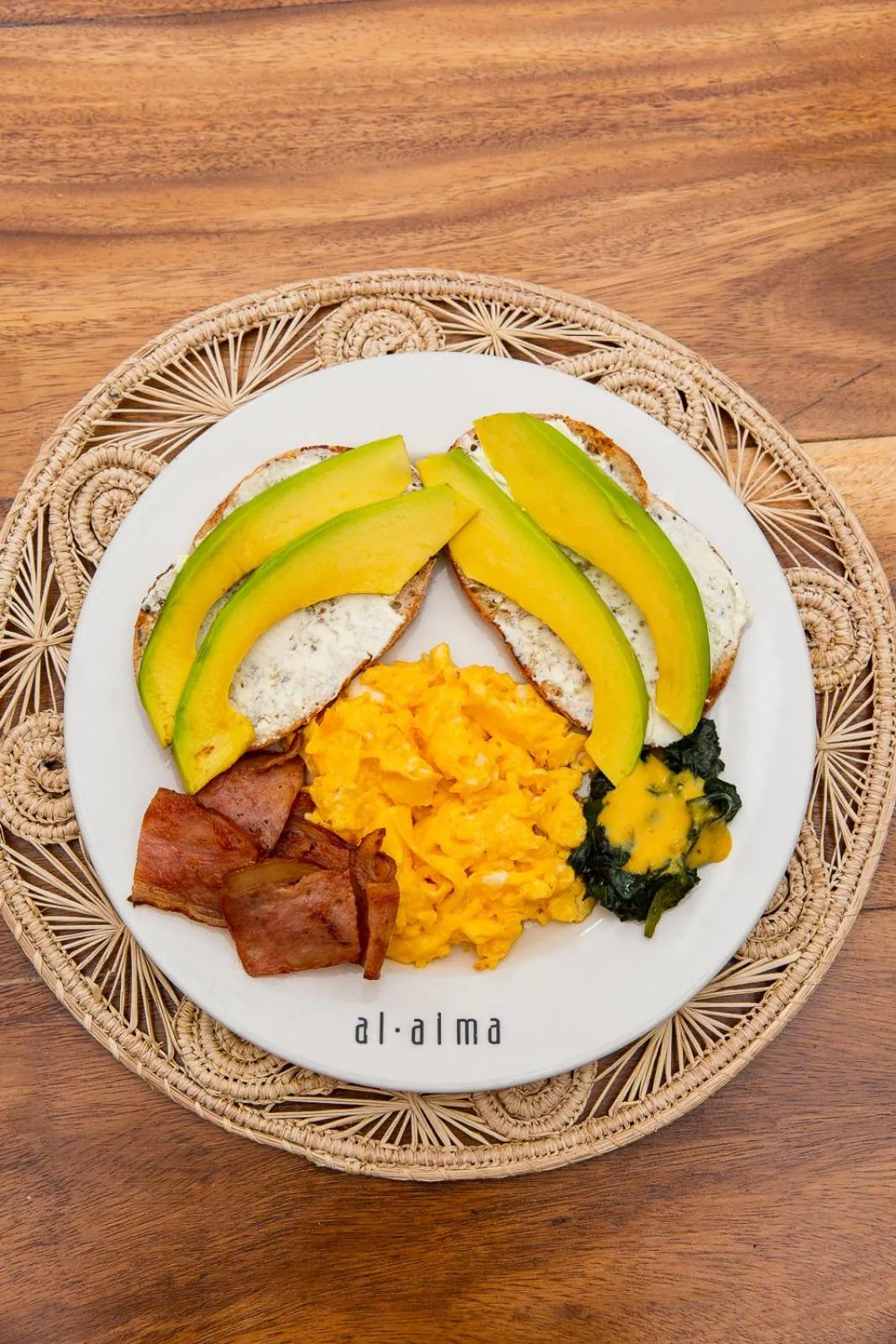 Breakfast in Hotel Boutique Al Alma