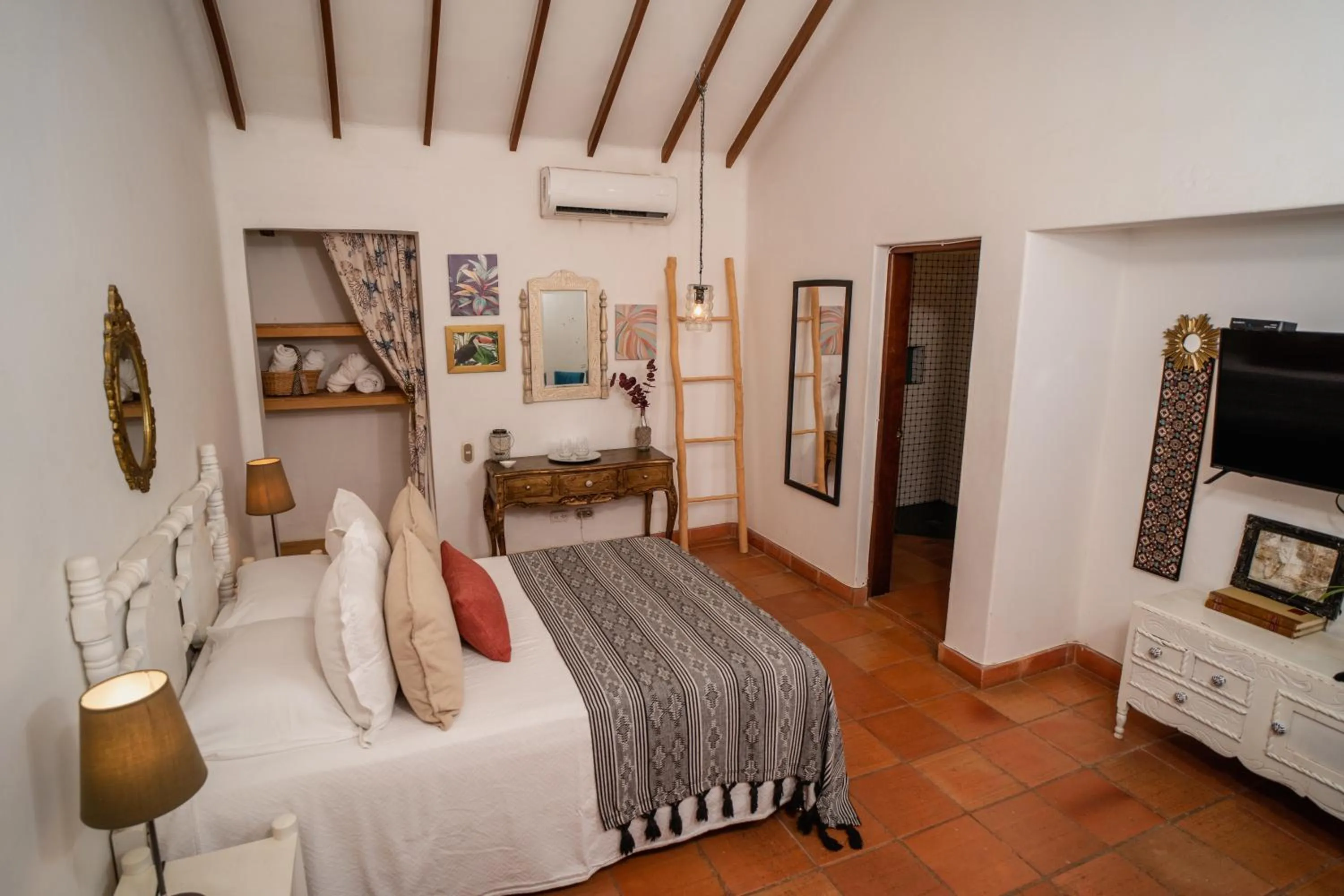 Photo of the whole room, Bed in Hotel Boutique Al Alma