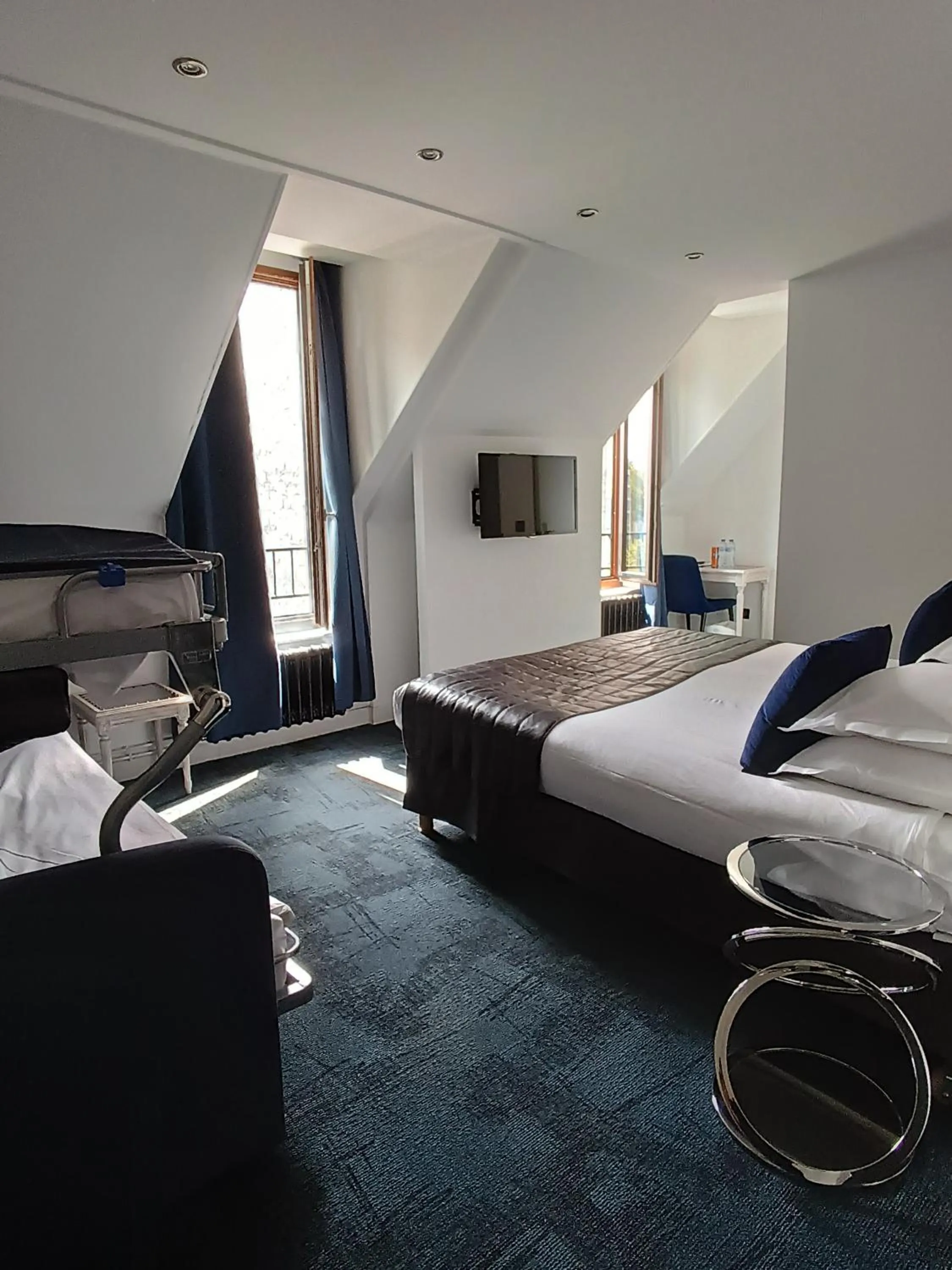 Bed in Hotel Aida Marais