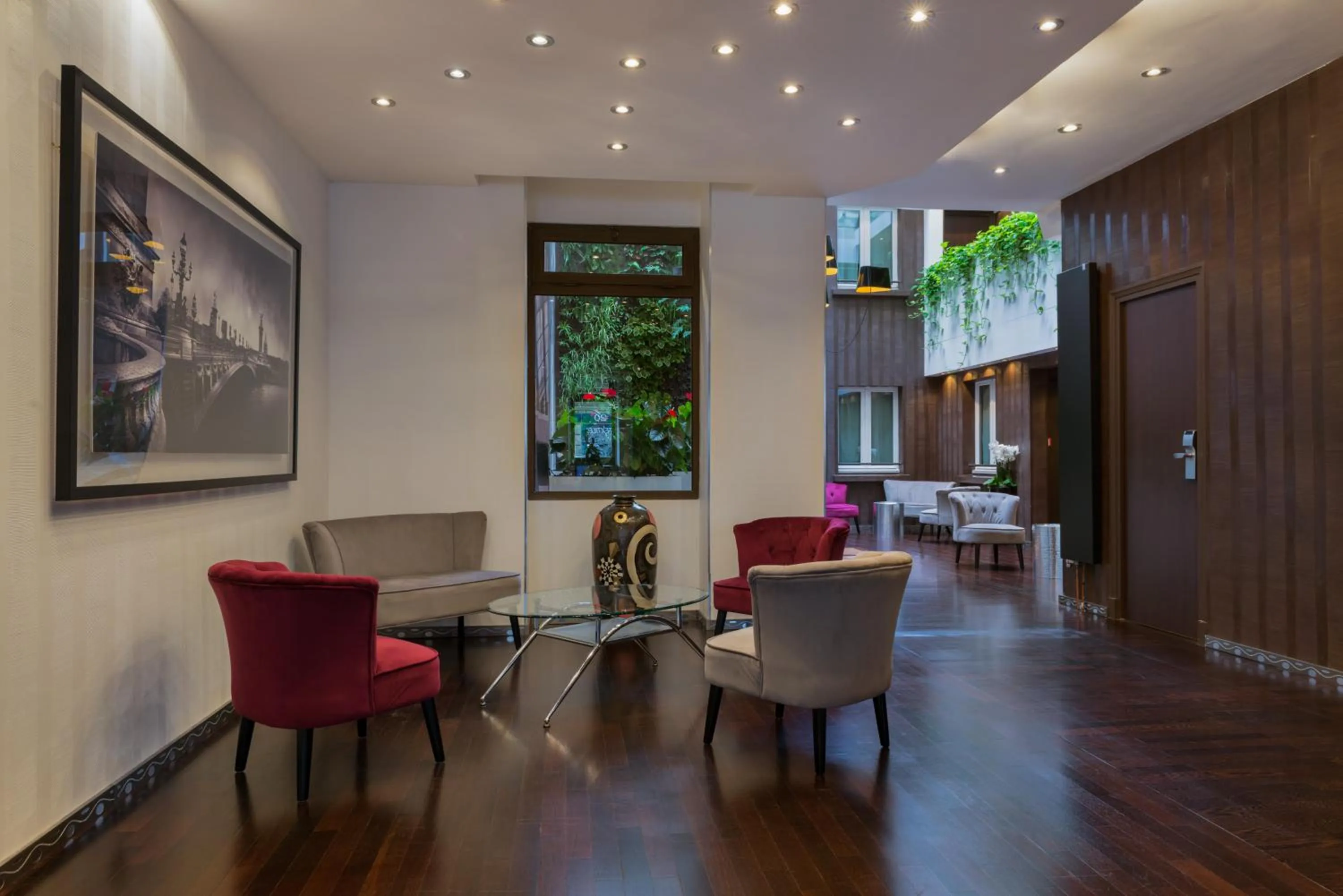 Lobby or reception in Hotel Aida Marais