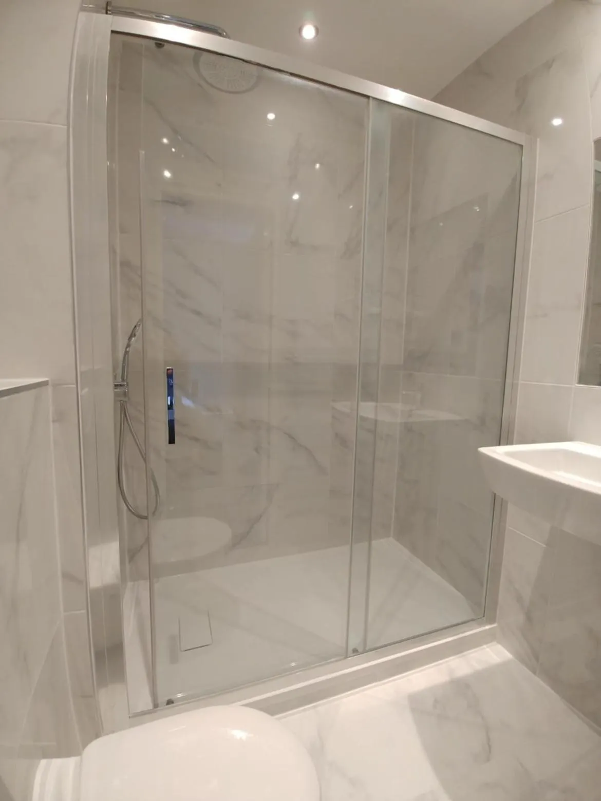 Bathroom in Hotel Aida Marais